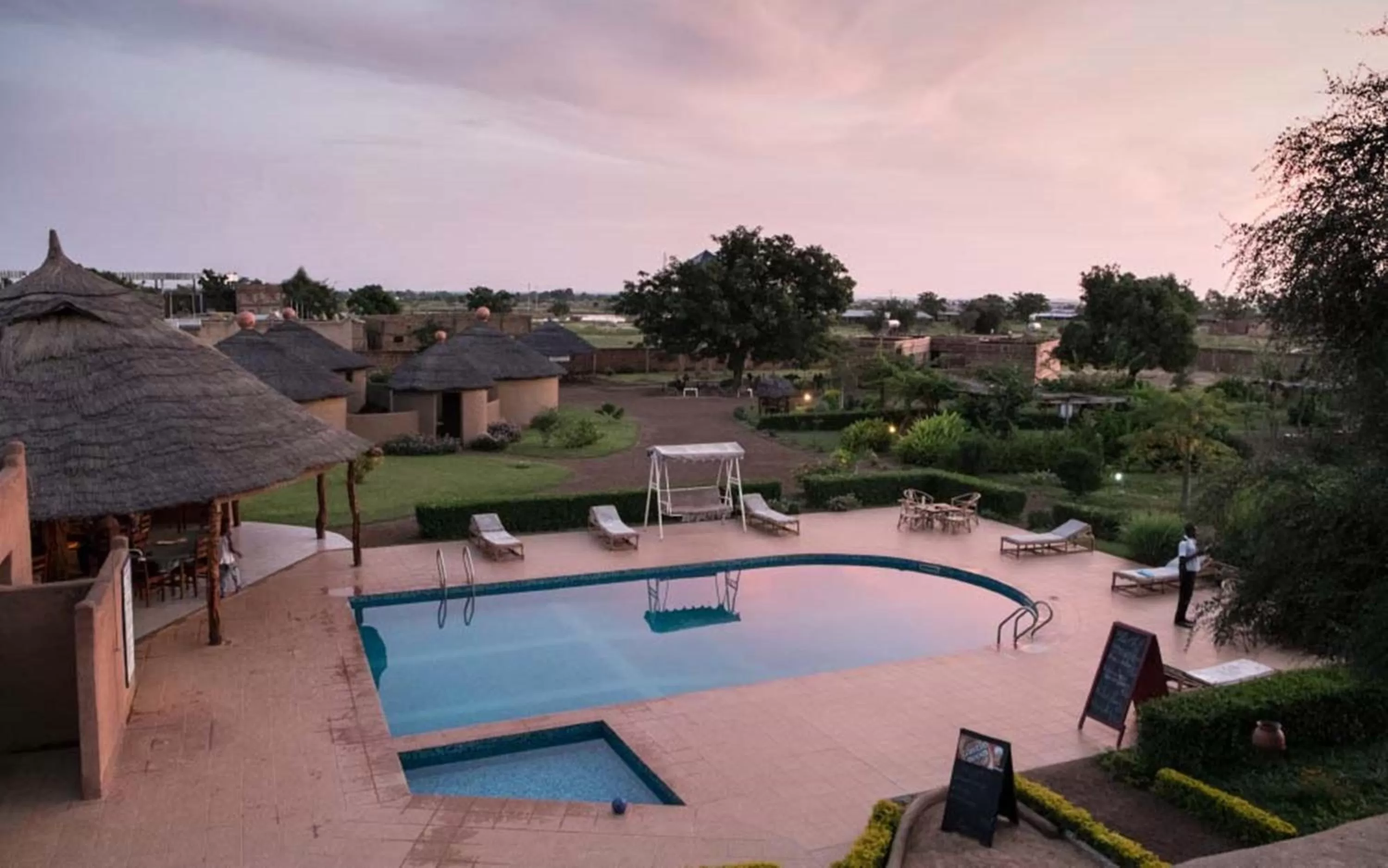 Day in Le Grand Calao