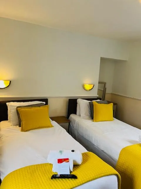 Bed in Crown Hotel Brackley