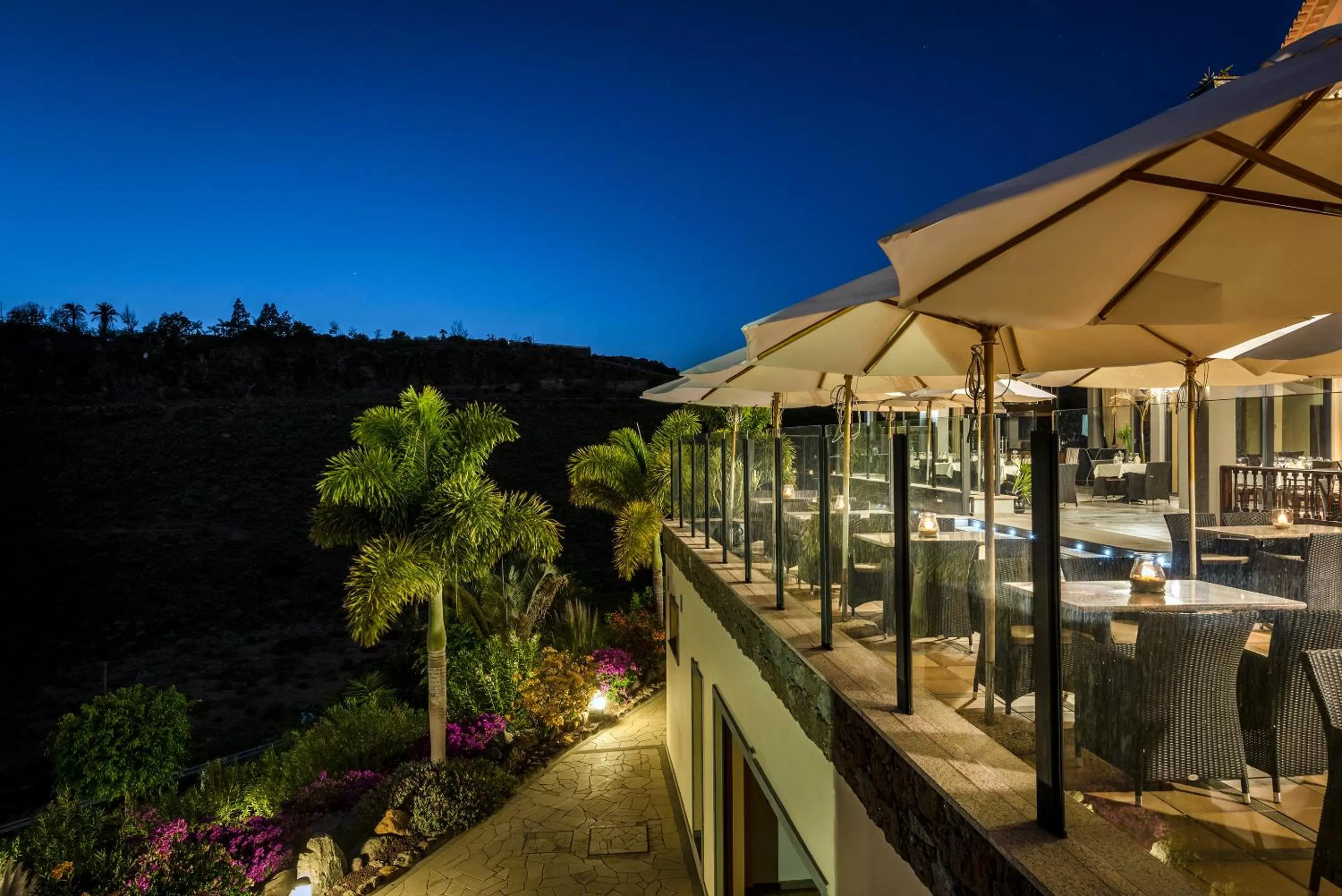 Garden view in Casa León Royal Retreat