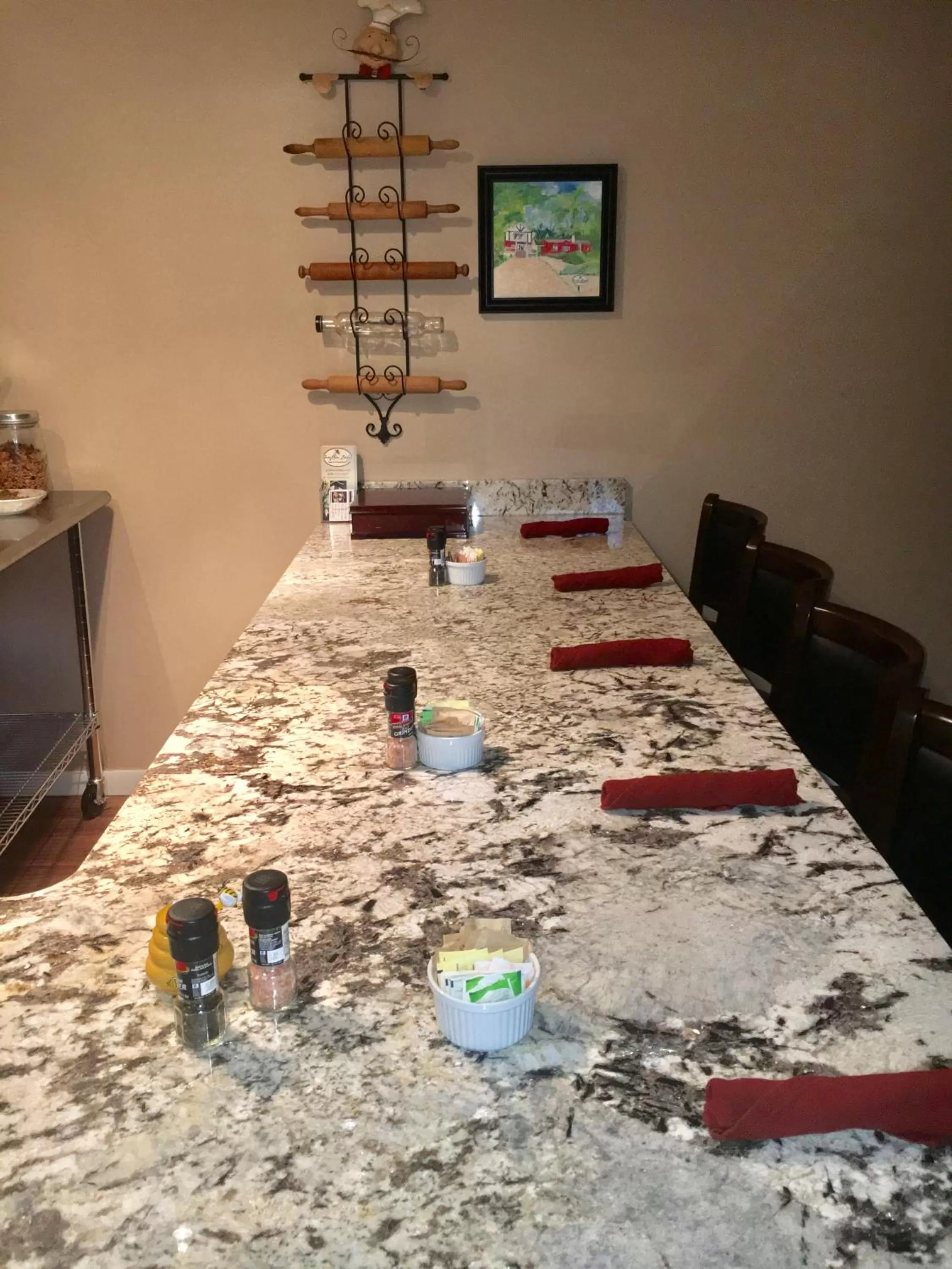 Restaurant/places to eat in Grafton Lodge