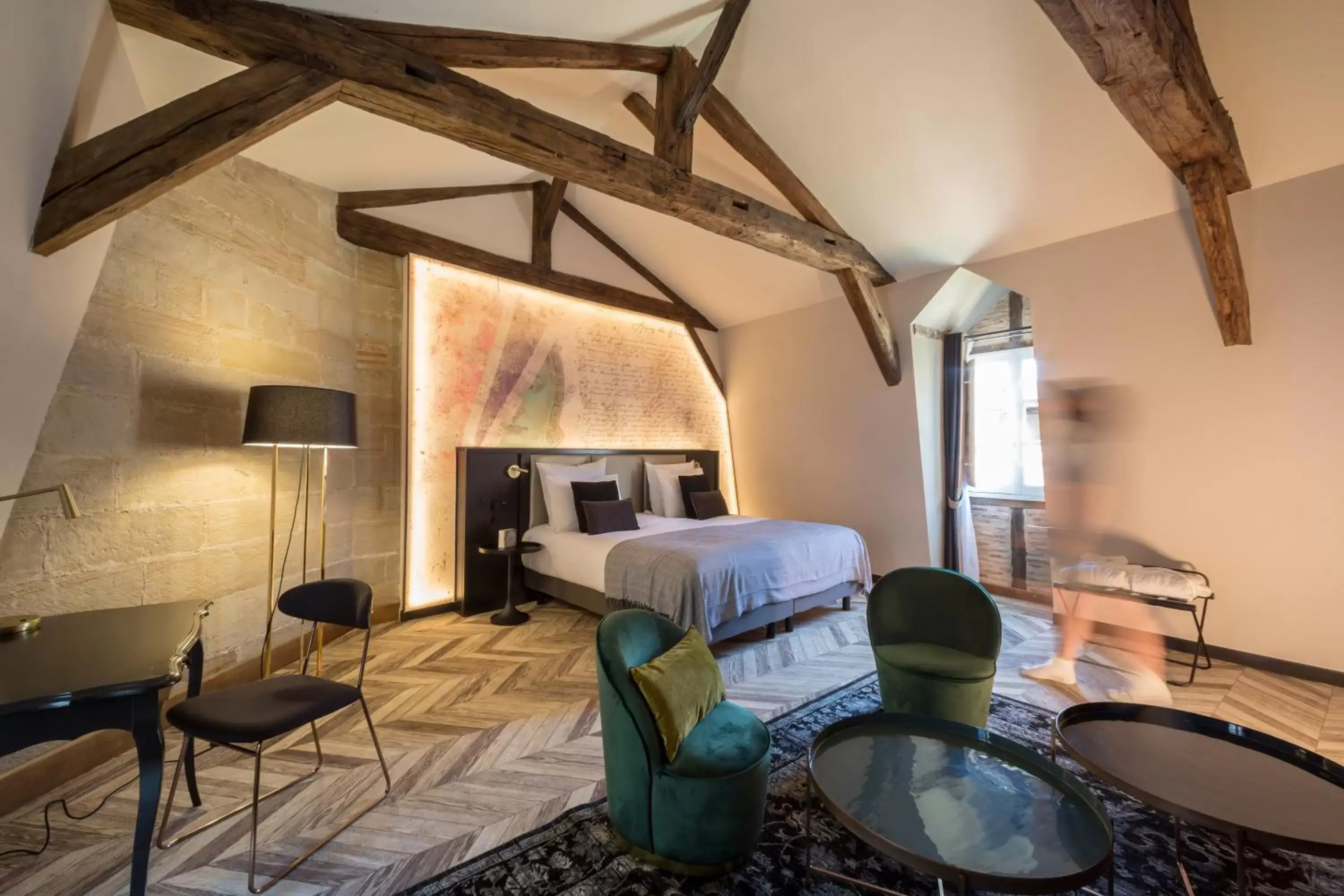 Bedroom, Seating Area in Mercure Figeac Viguier du Roy