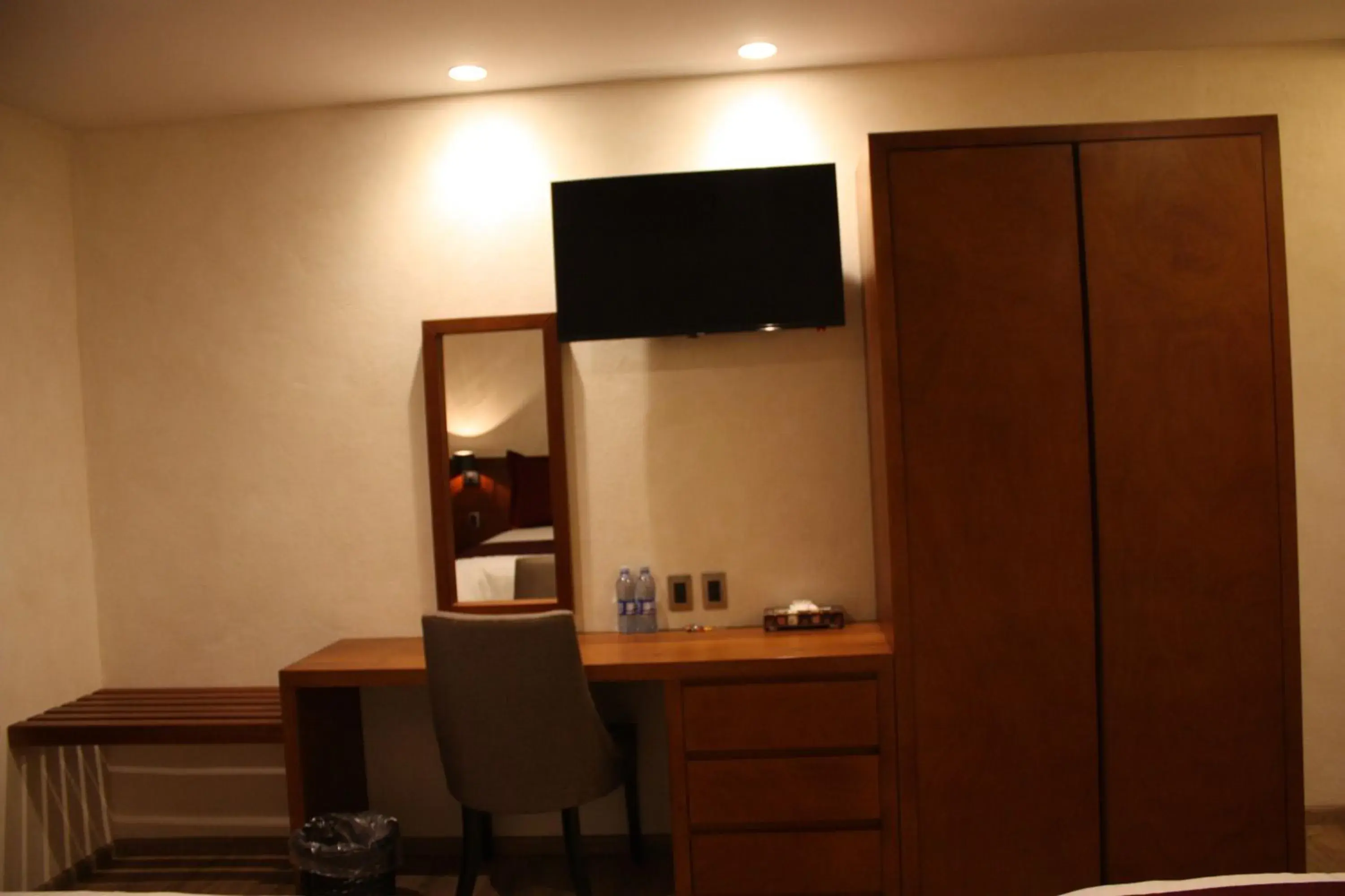 Photo of the whole room, TV/Entertainment Center in Hotel Madero