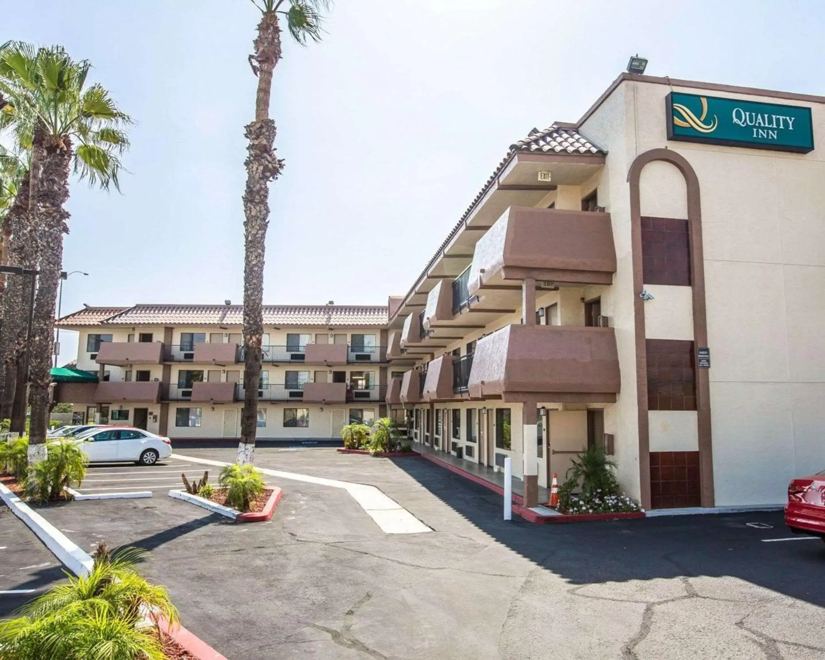 Property Building in Quality Inn San Diego I-5 Naval Base Property Building in Quality Inn San Diego I-5 Naval Base