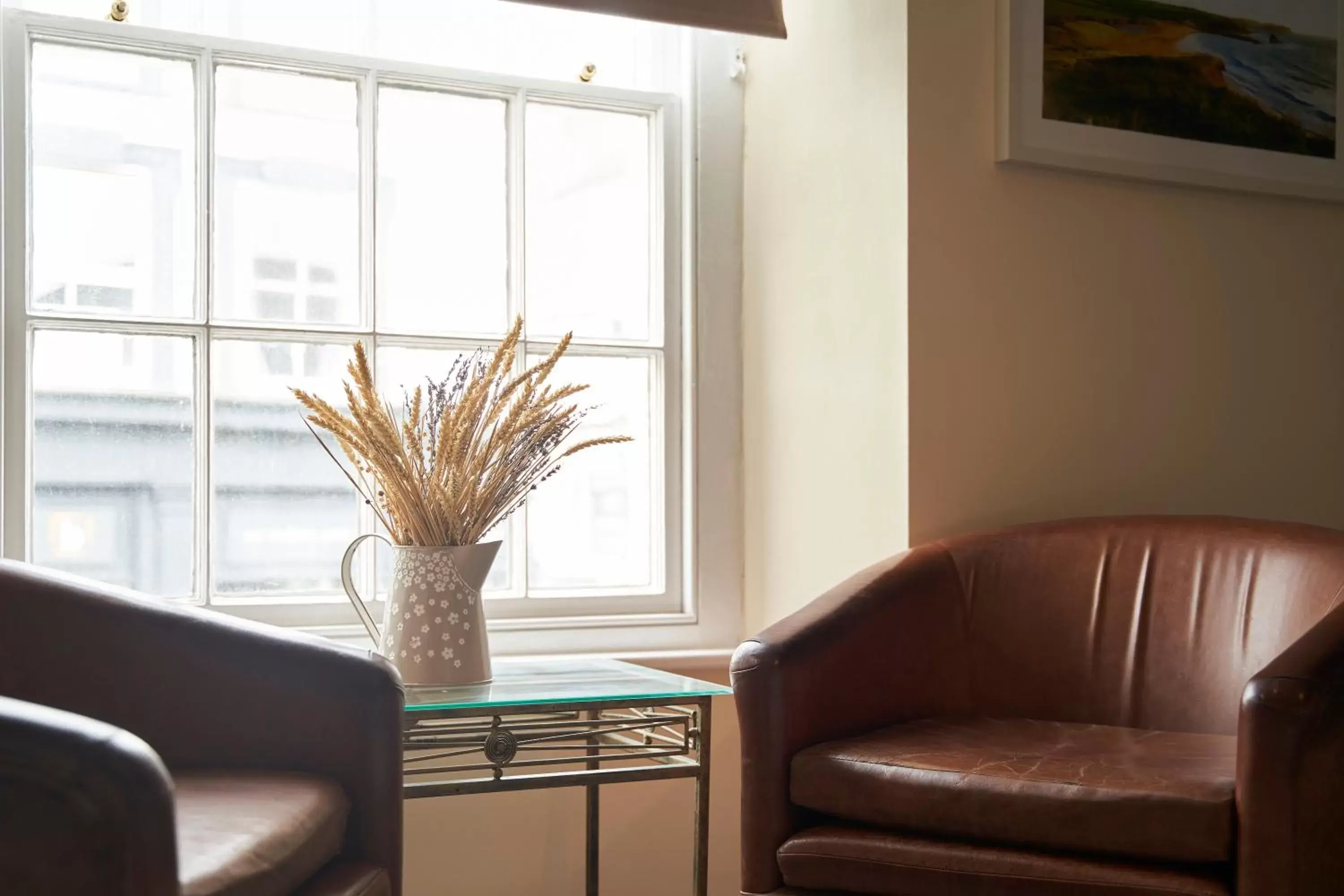 Bedroom, Seating Area in The White Hart Hotel