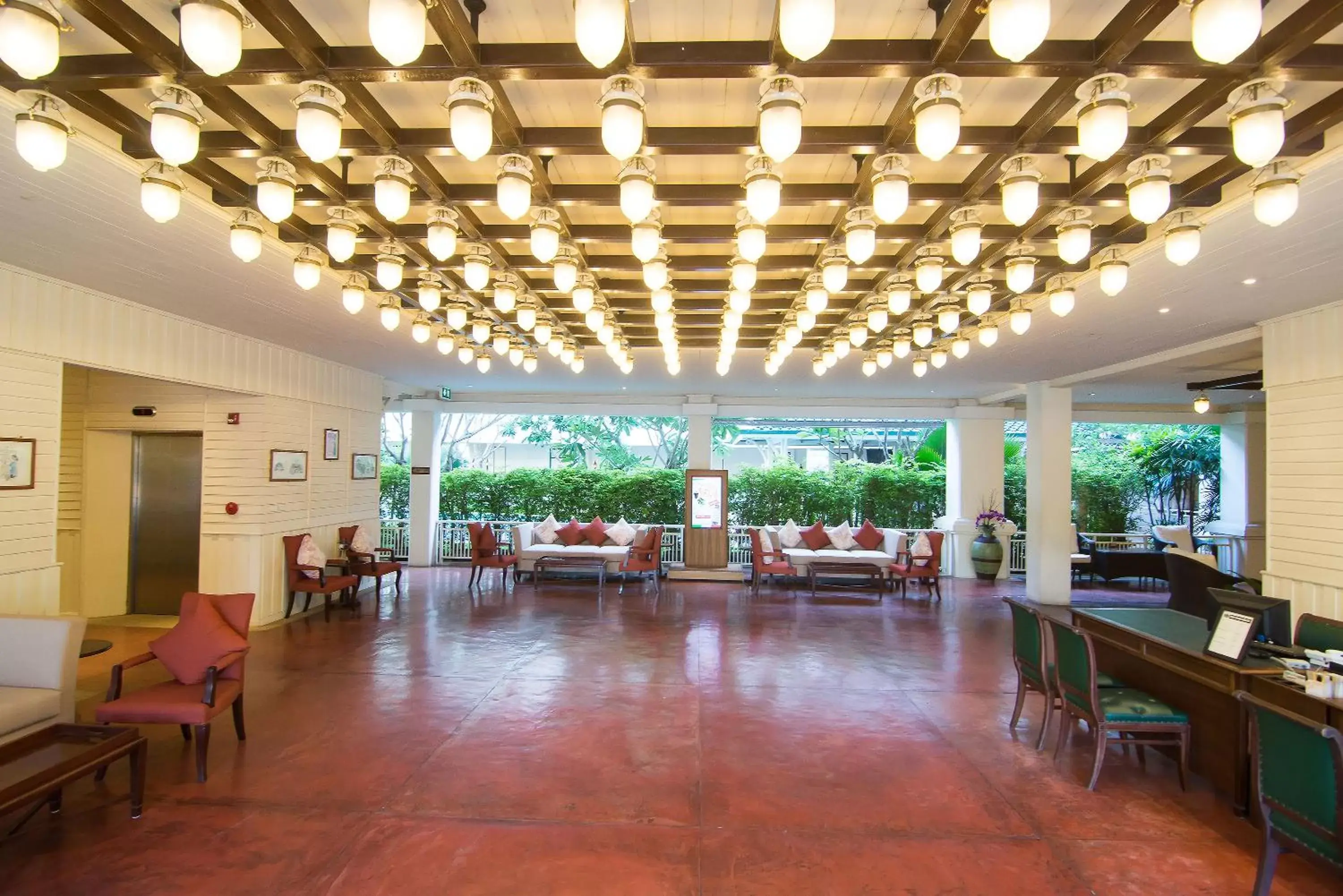 Lobby or reception, Restaurant/Places to Eat in Buddy Oriental Riverside