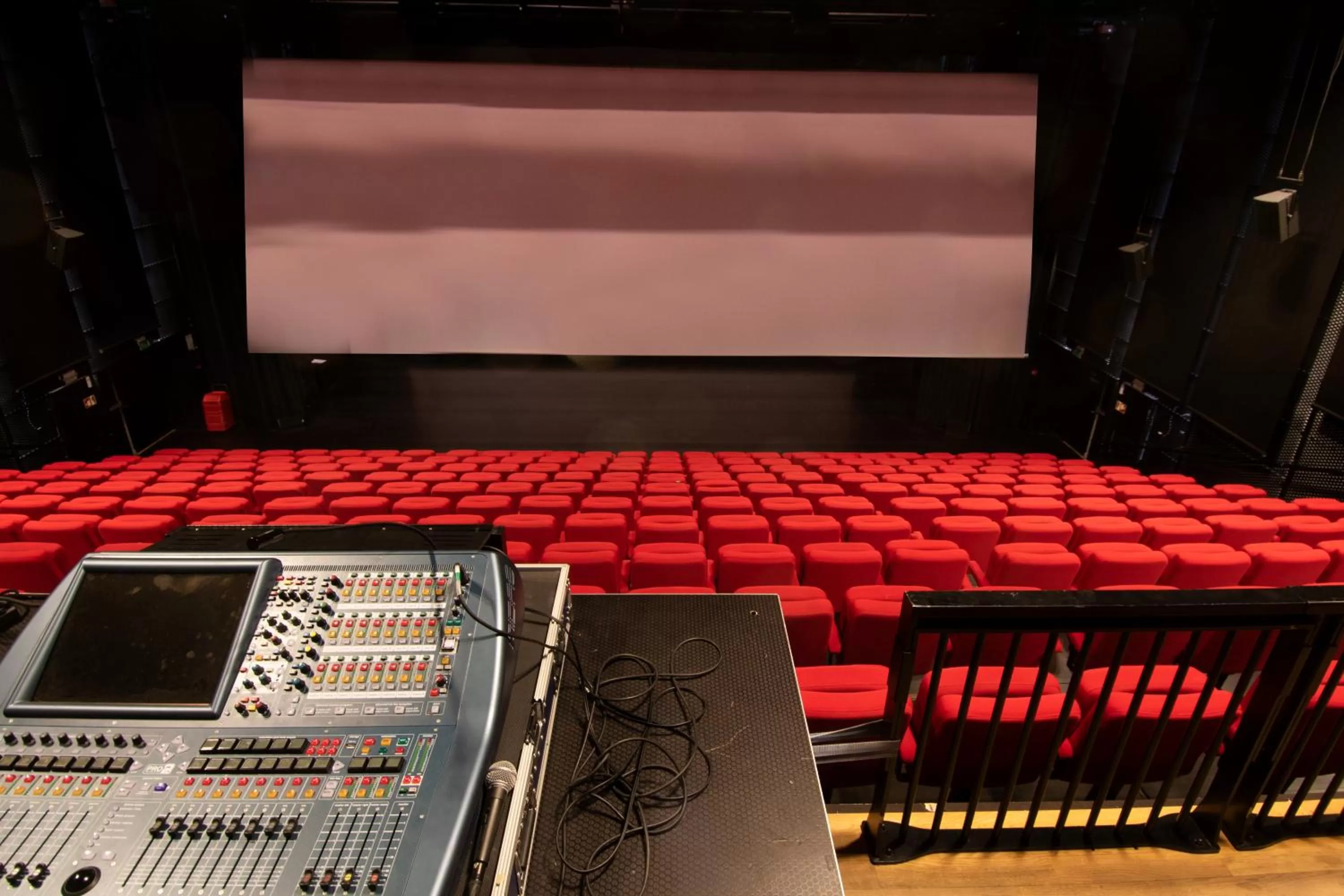 Meeting/conference room in Mandal Hotel