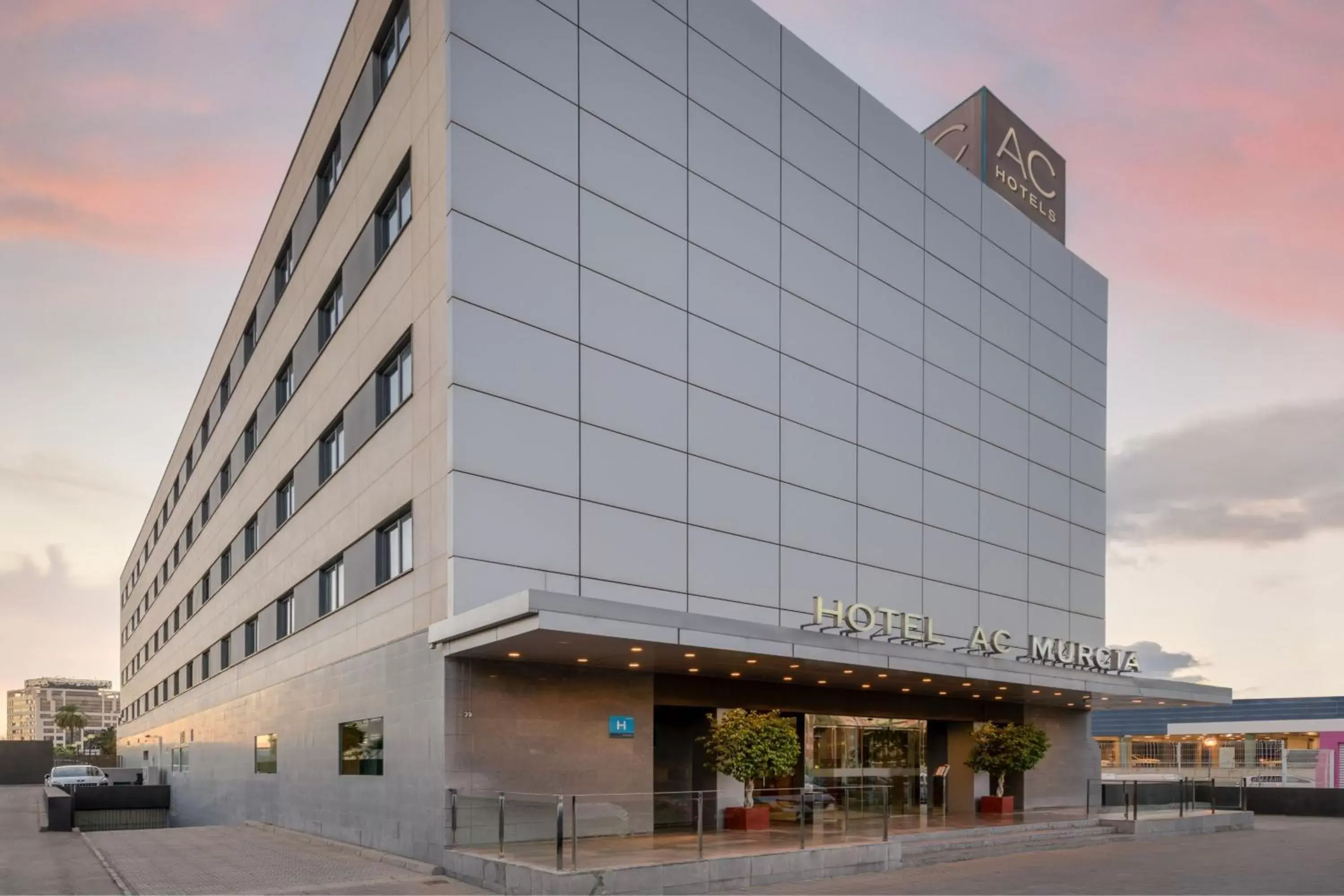 Property Building in AC Hotel Murcia by Marriott