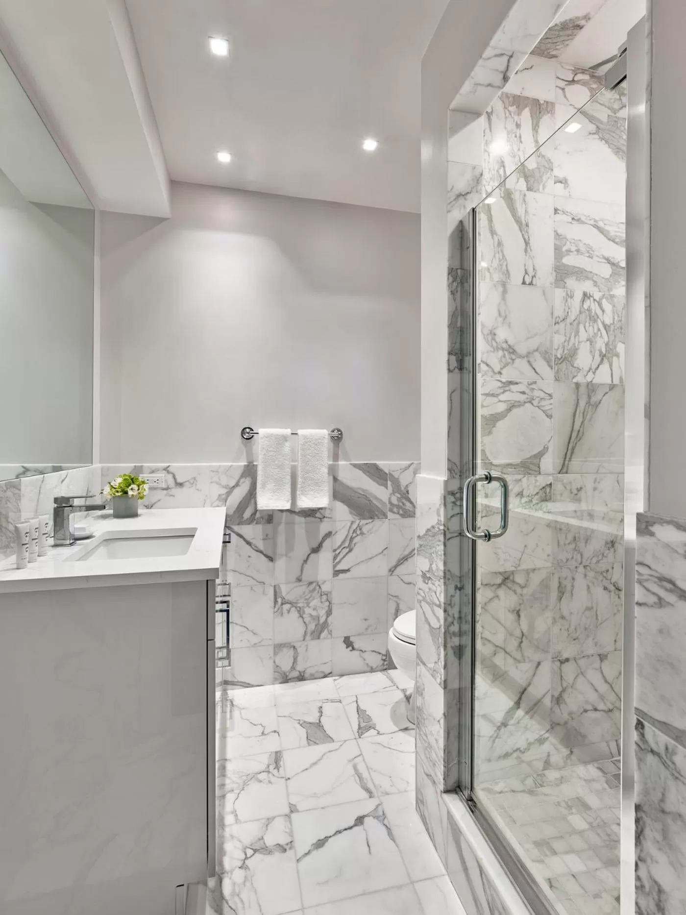 Shower in AKA Rittenhouse Square