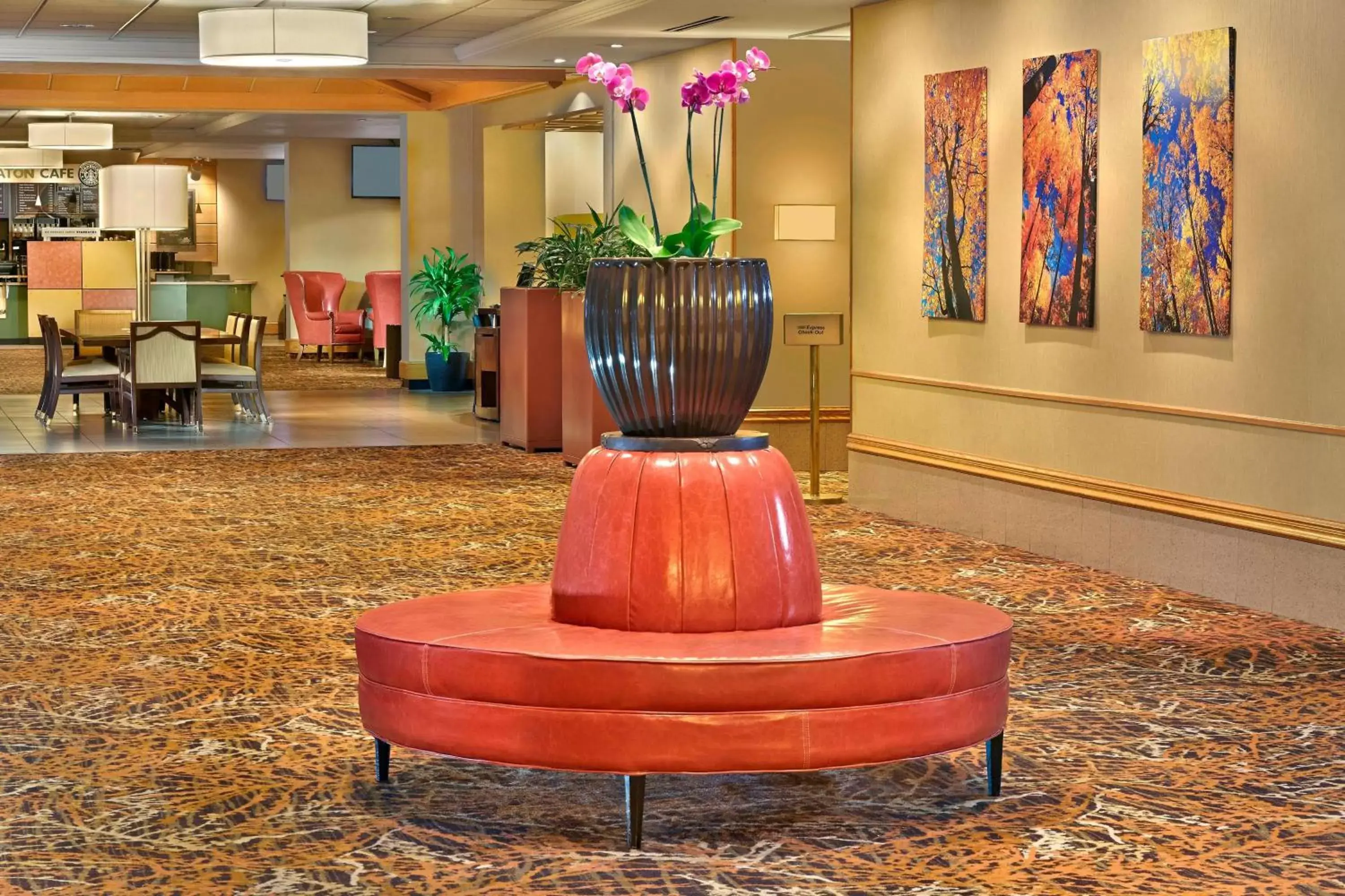 Lobby or reception, Lobby/Reception in Sheraton Hartford Hotel at Bradley Airport