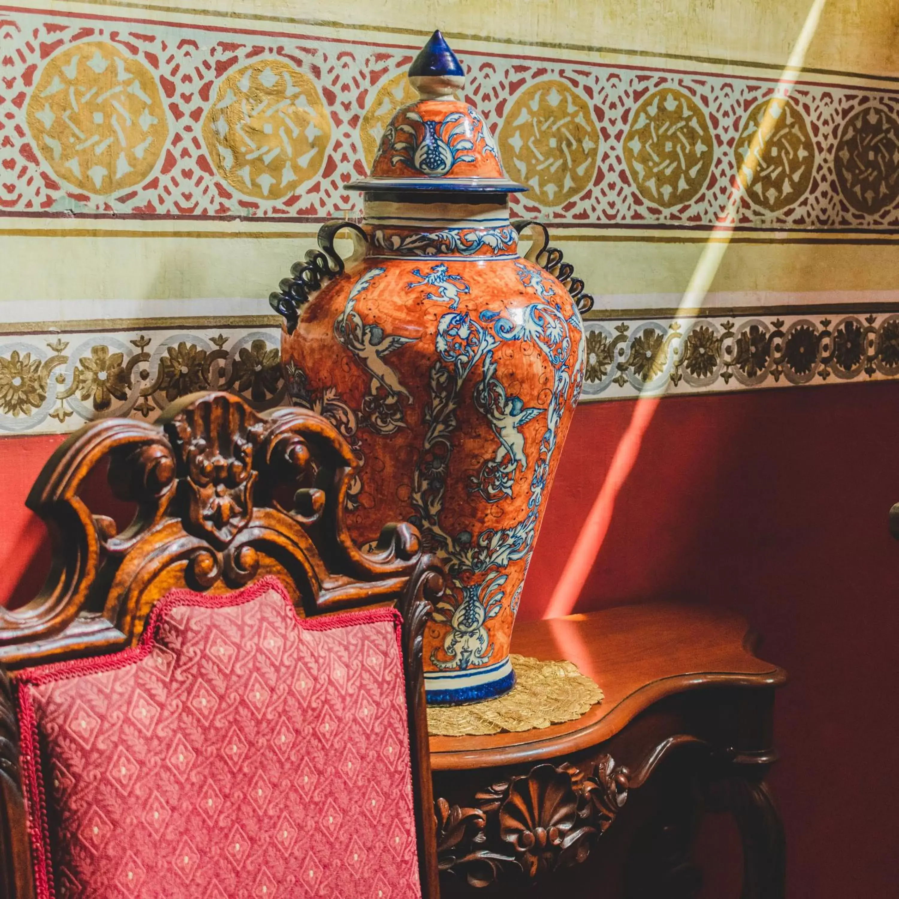 Decorative detail, Seating Area in La Casa de la Marquesa