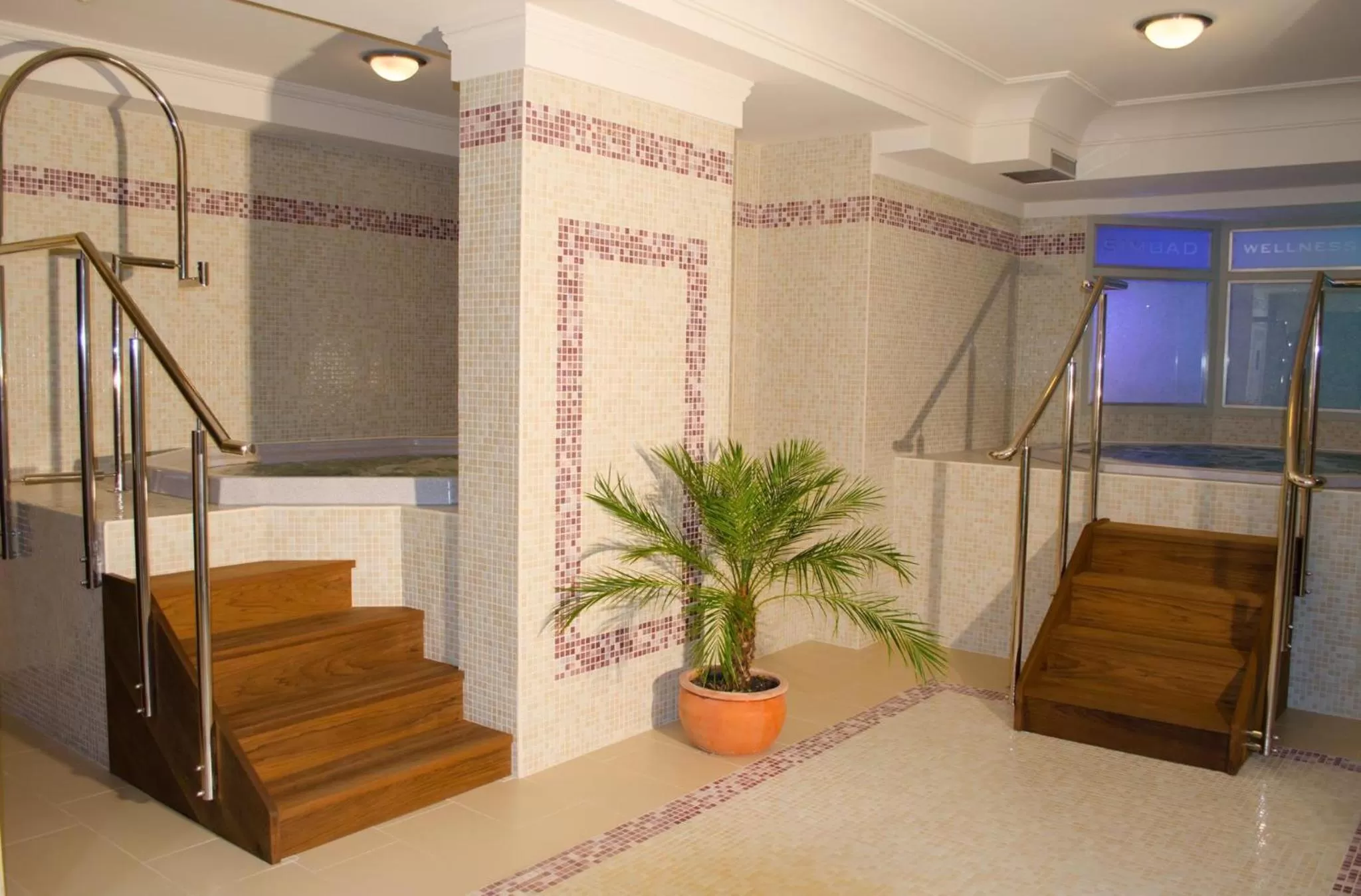 Spa and wellness centre/facilities in Simbad Hotel & Bar Superior