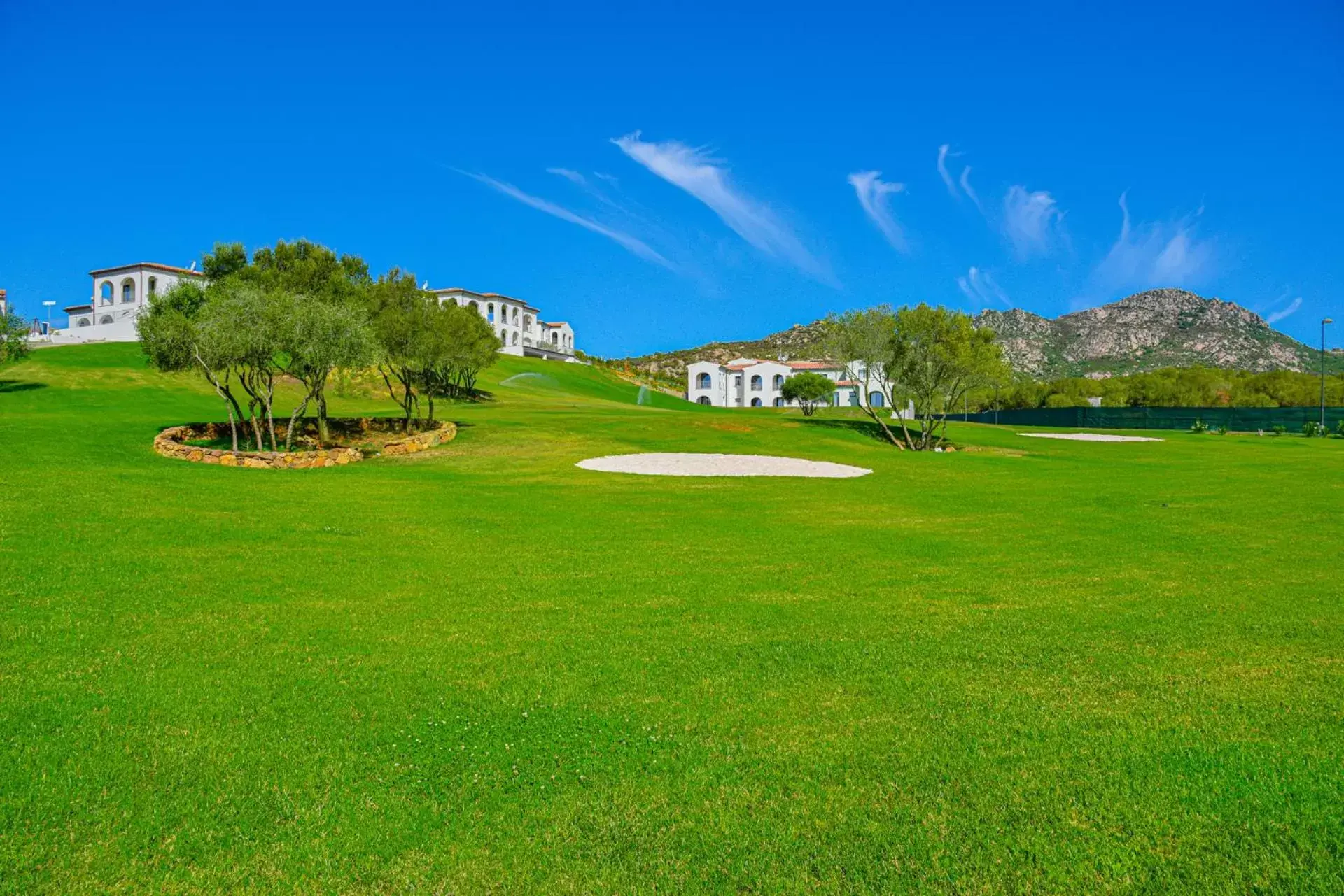 Golf in Geovillage Green Residence