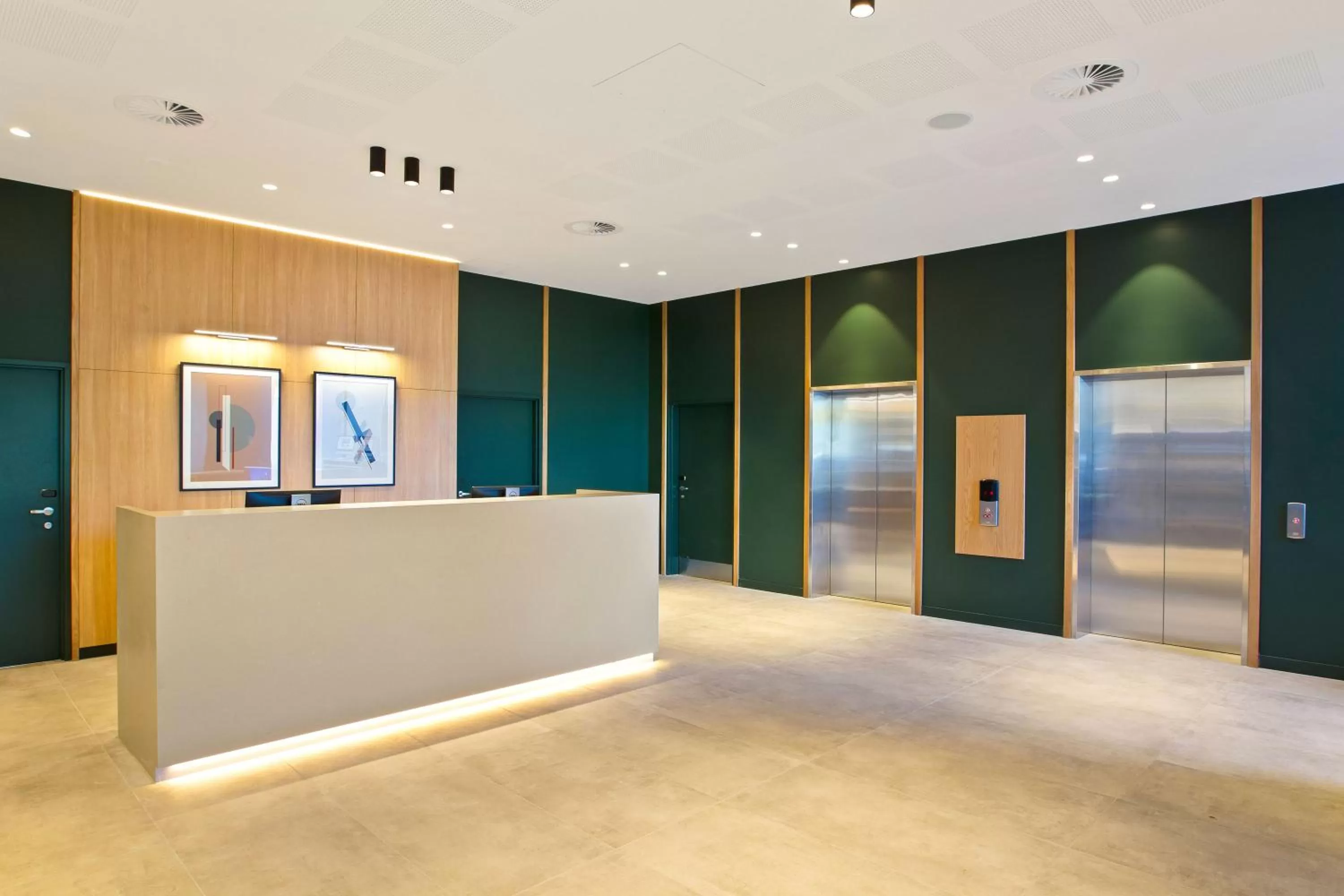 Lobby or reception in Mantra on Sydney Airport