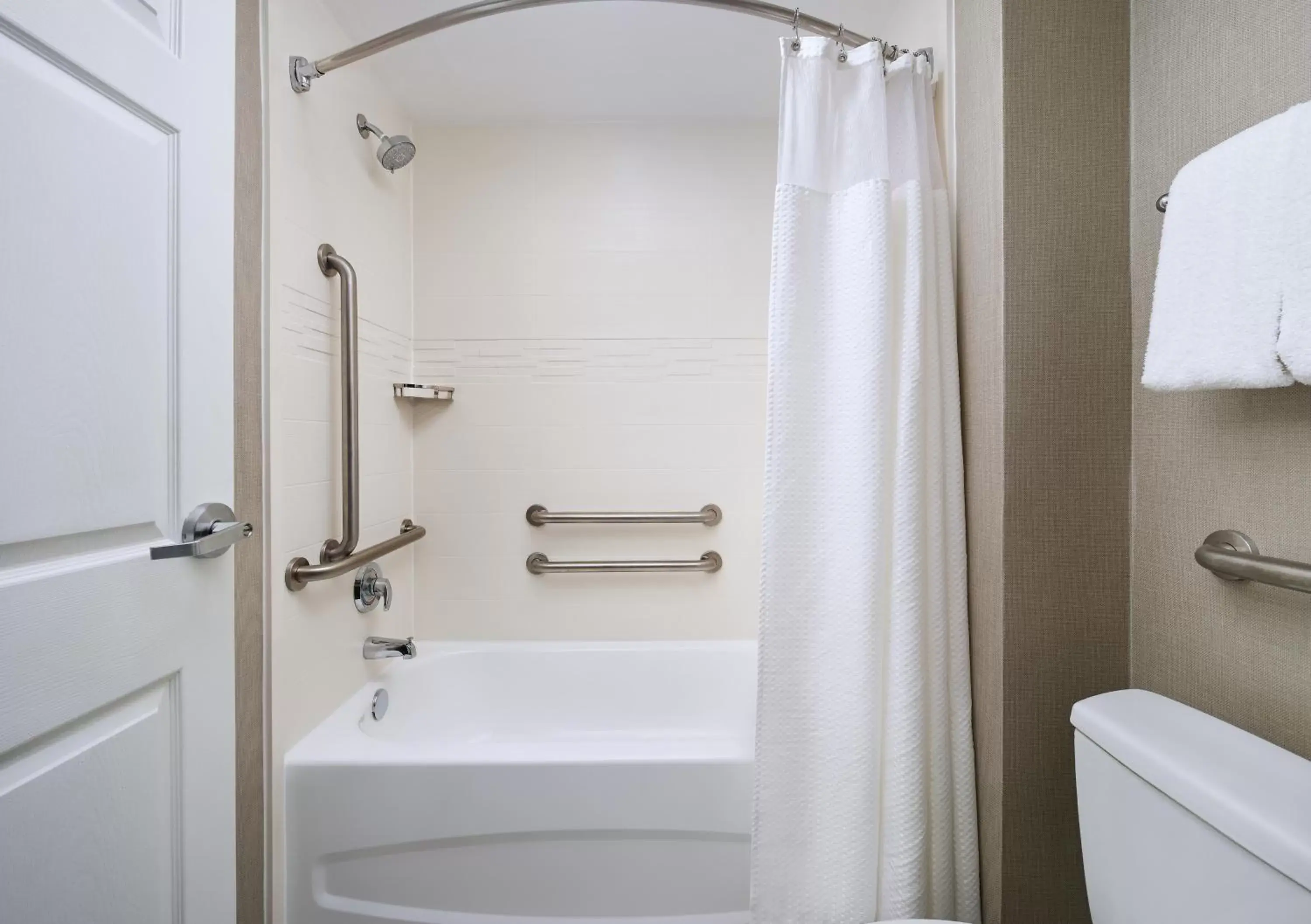 Bath, Bathroom in Residence Inn Fort Lauderdale SW/Miramar