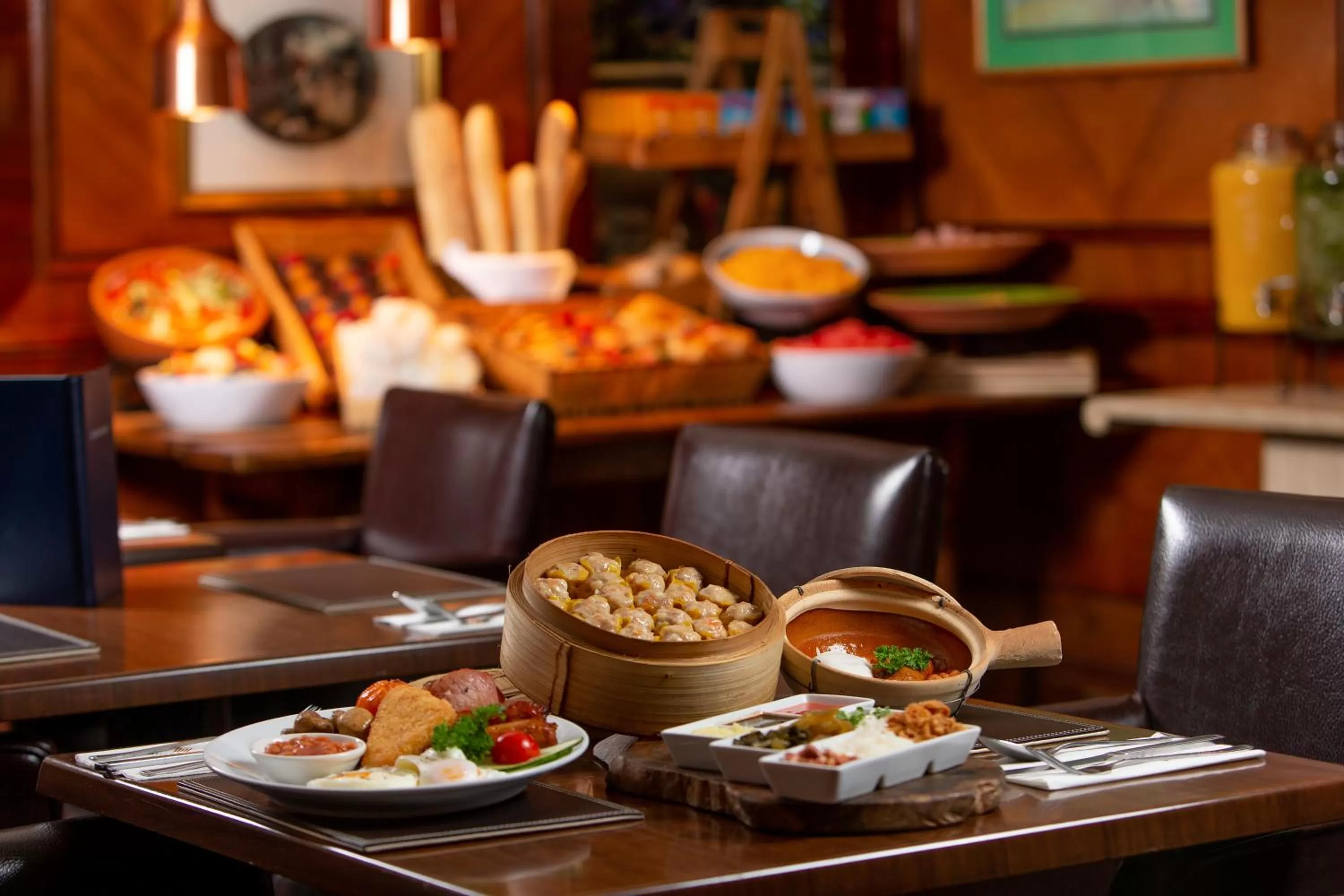 Breakfast in Copthorne Tara Hotel London Kensington