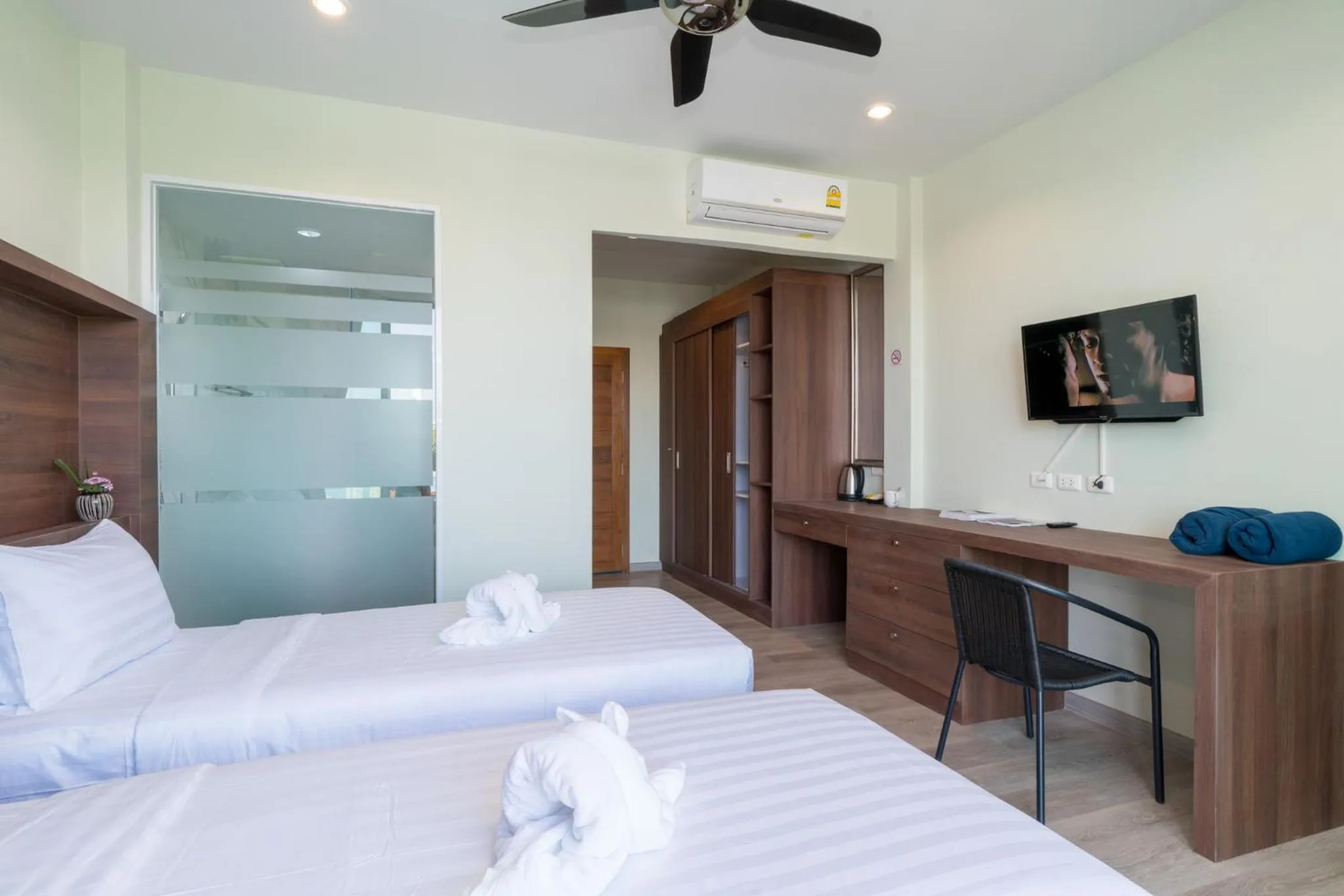 Bed in Peace Blue Naiharn Naturist Resort Phuket SHA Extra Plus