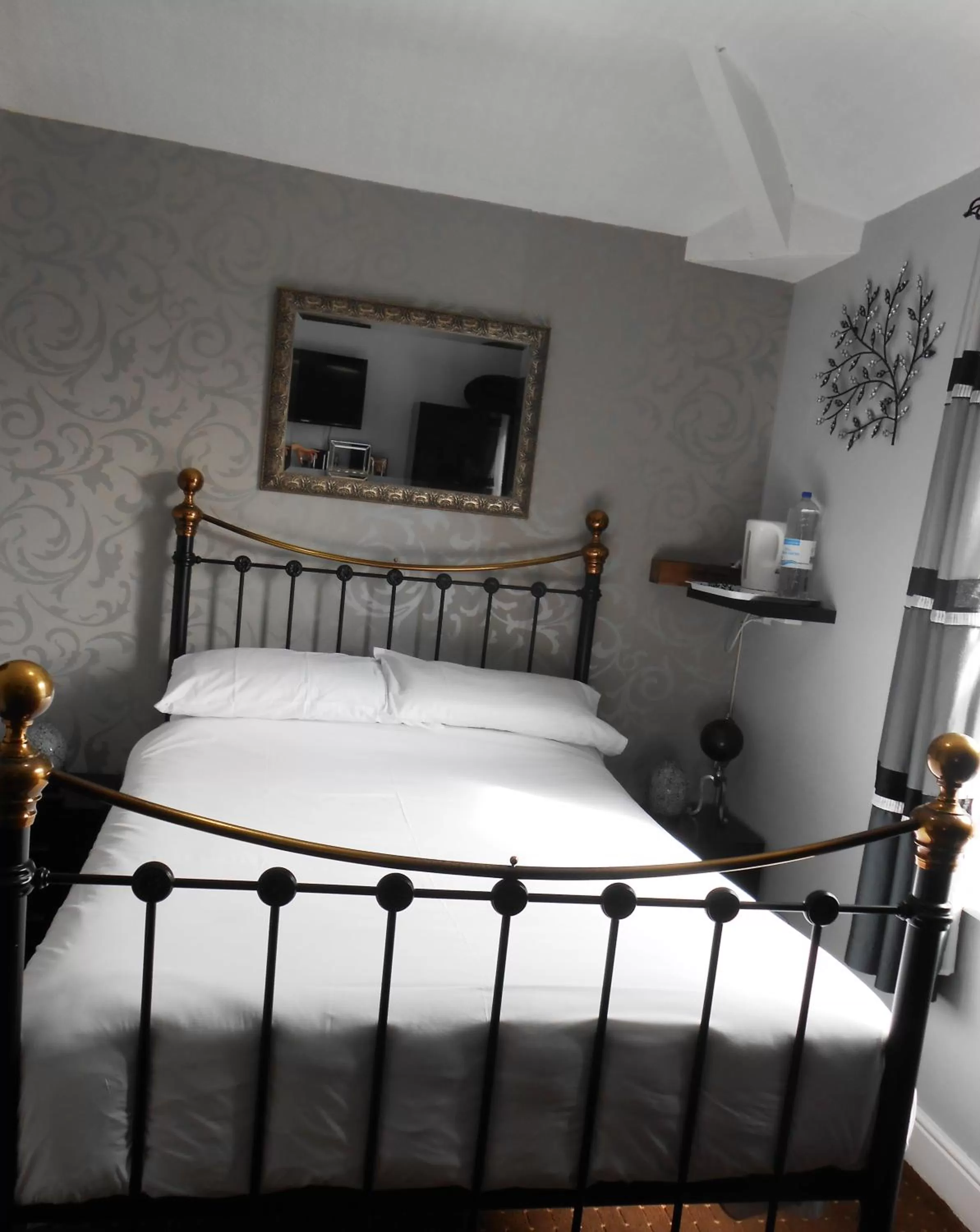 Shore Stay Guest House