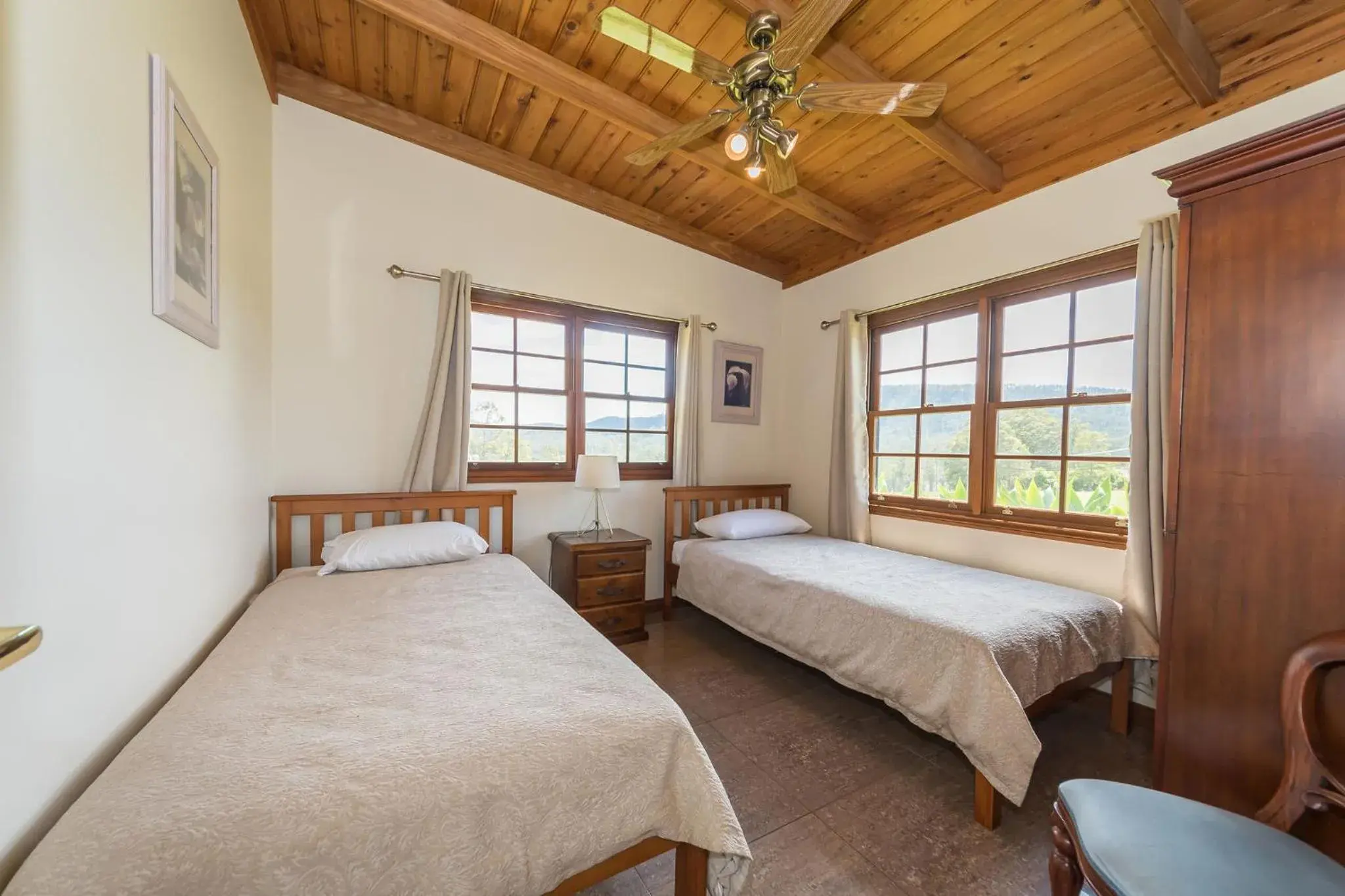 Bedroom, Bed in Clarendon Forest Retreat