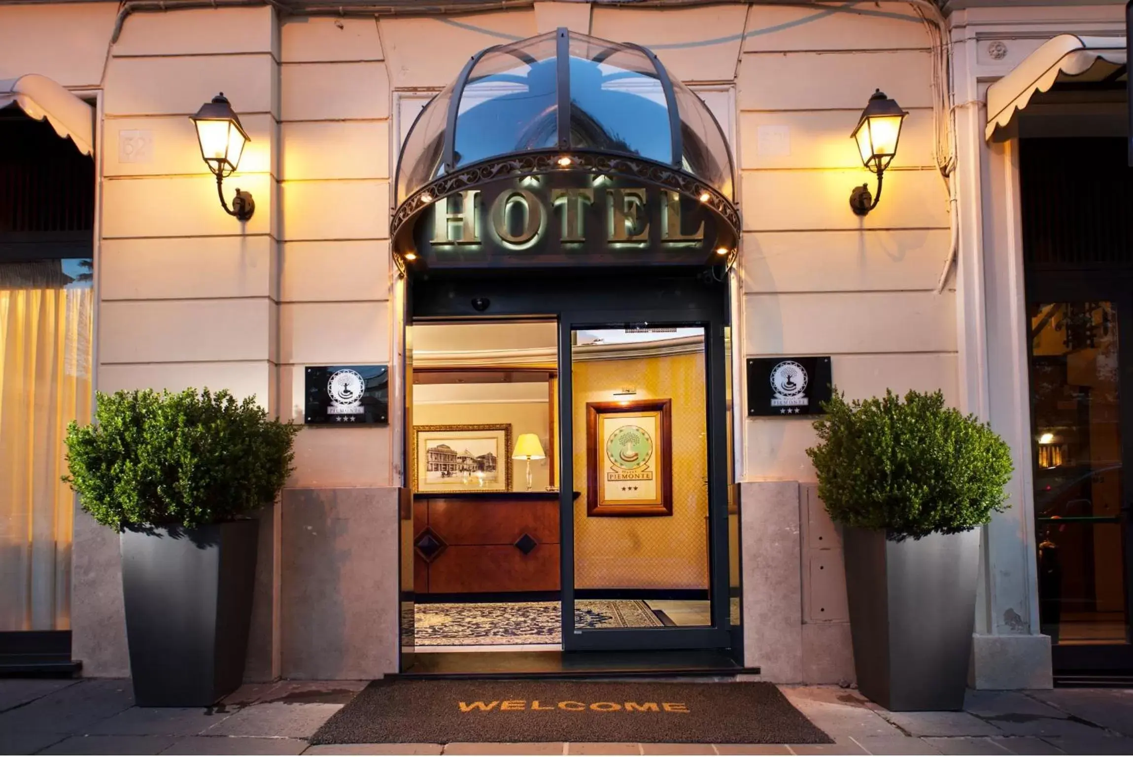 Facade/entrance in Hotel Piemonte