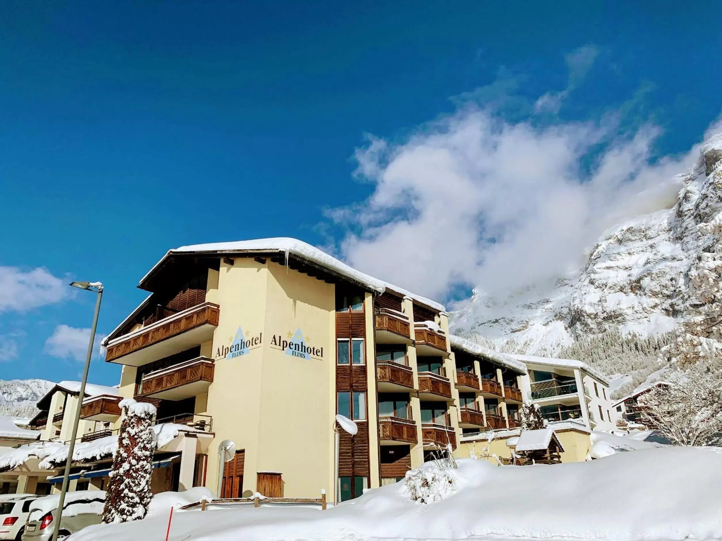 Property building, Winter in T3 Alpenhotel Flims