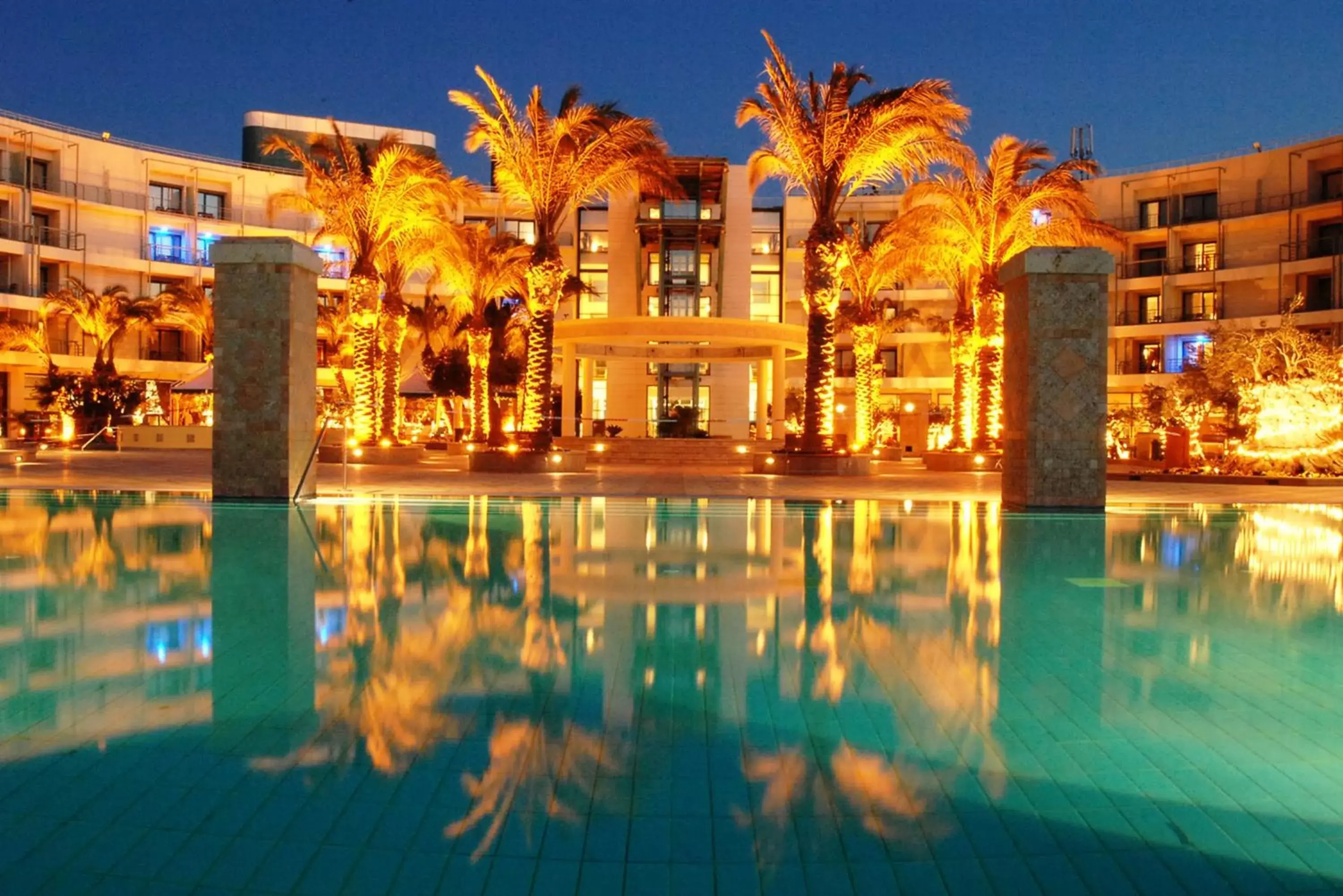 Facade/entrance, Swimming Pool in Club Hotel Casino Loutraki