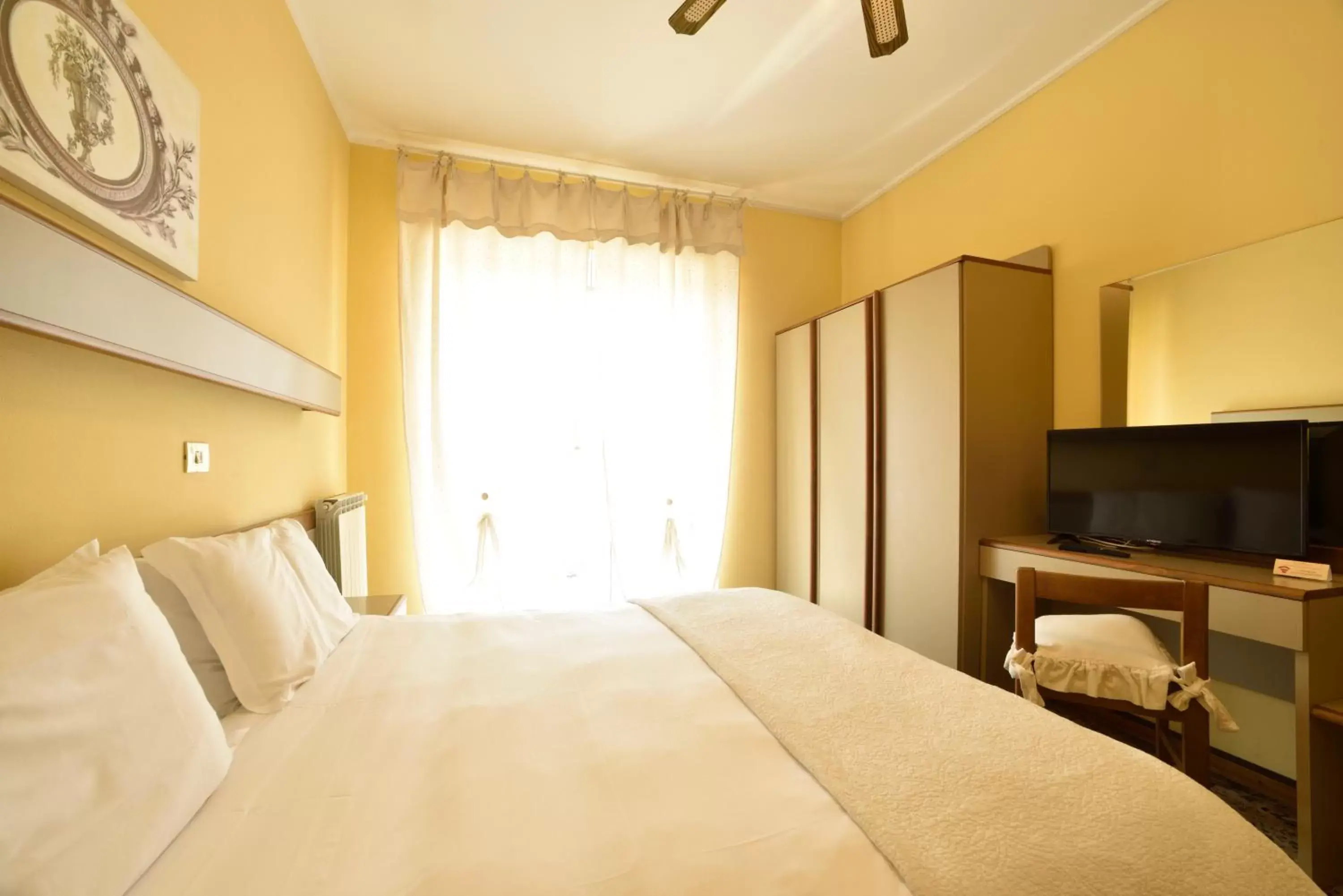 Photo of the whole room, Bed in Hotel Bergamo Mare Mhotelsgroup