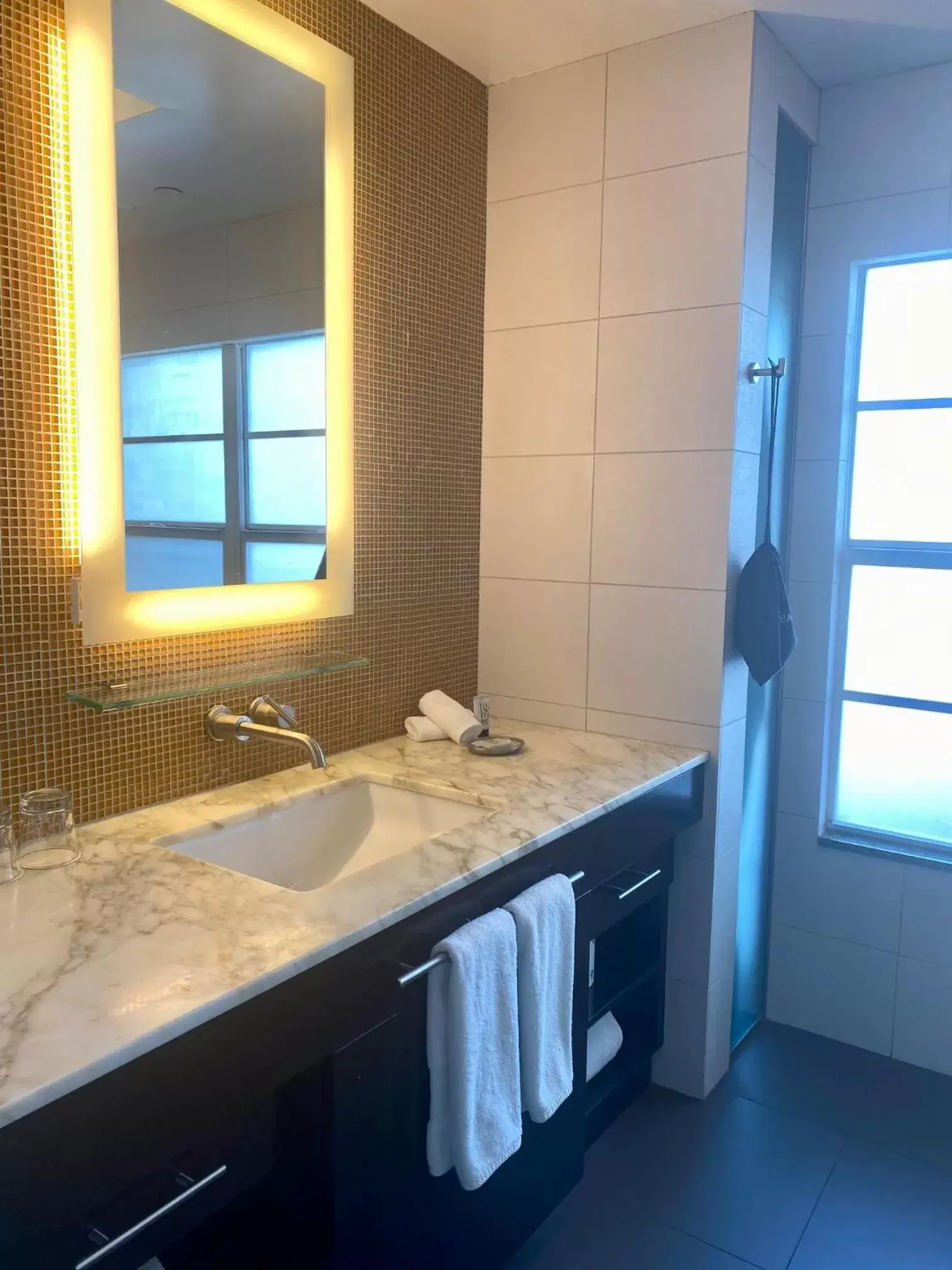 Bathroom in Hotel Breakwater South Beach