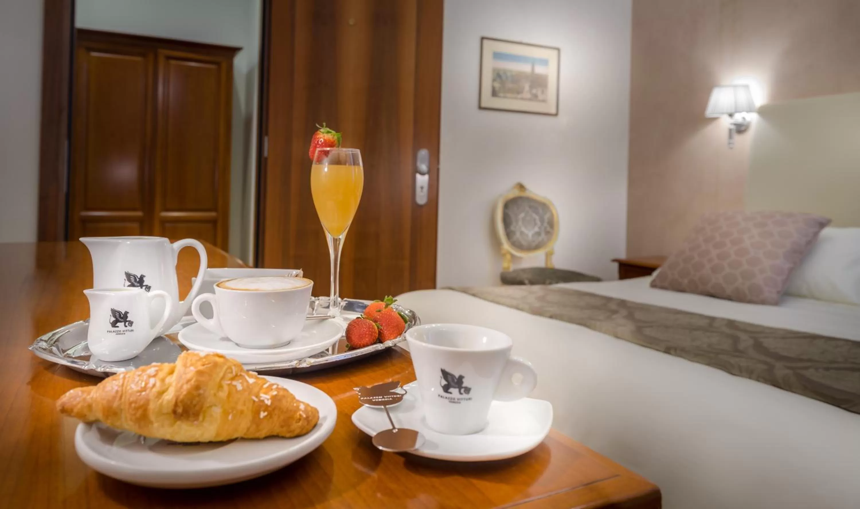 Food close-up, Bed in Hotel Palazzo Vitturi