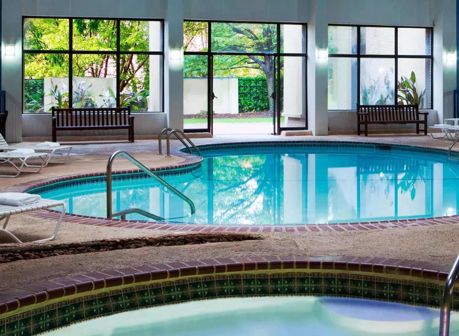 Swimming Pool in Radisson Hotel Hauppauge-Long Island