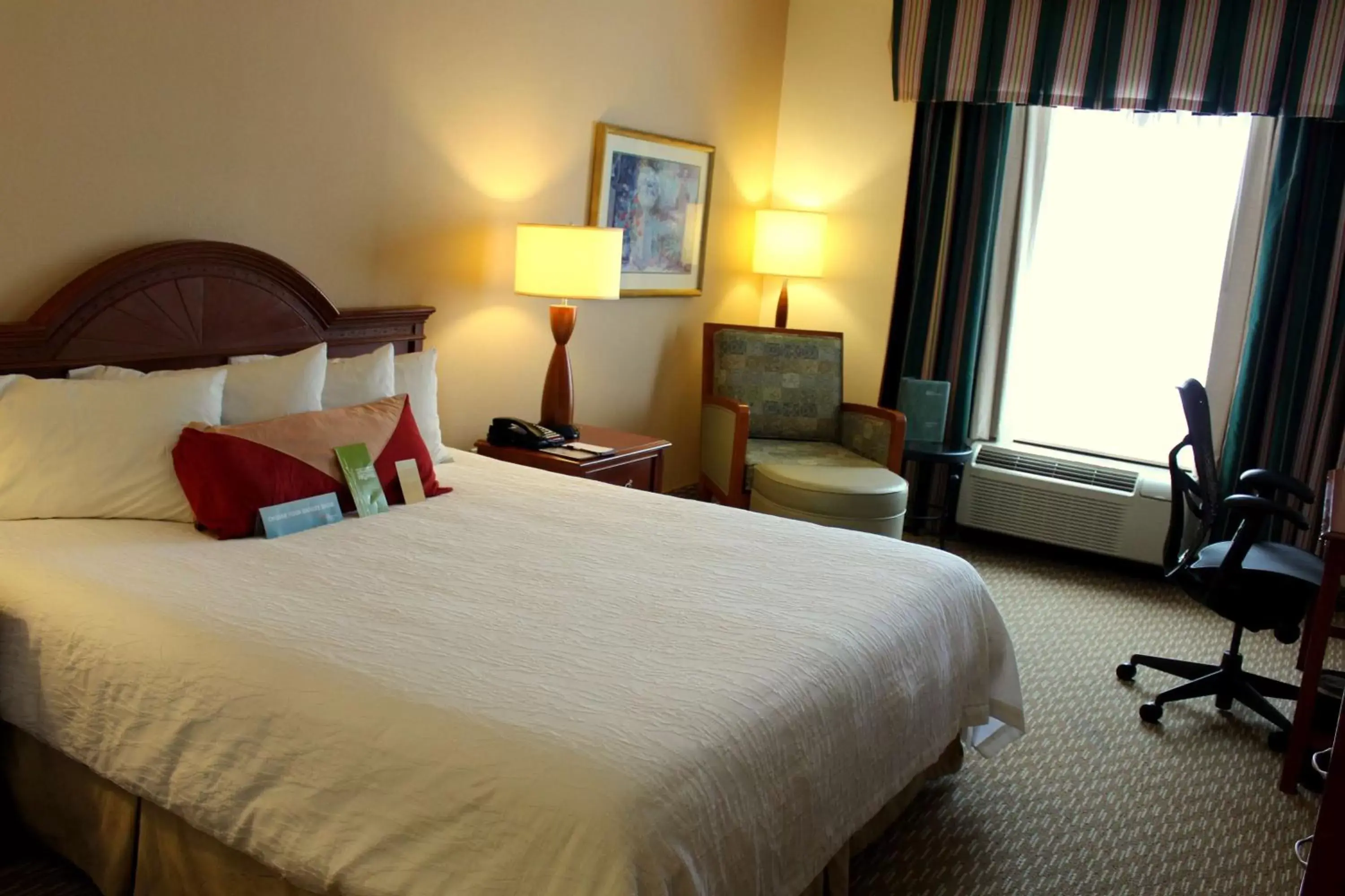 Bed in Hilton Garden Inn Charlotte Pineville