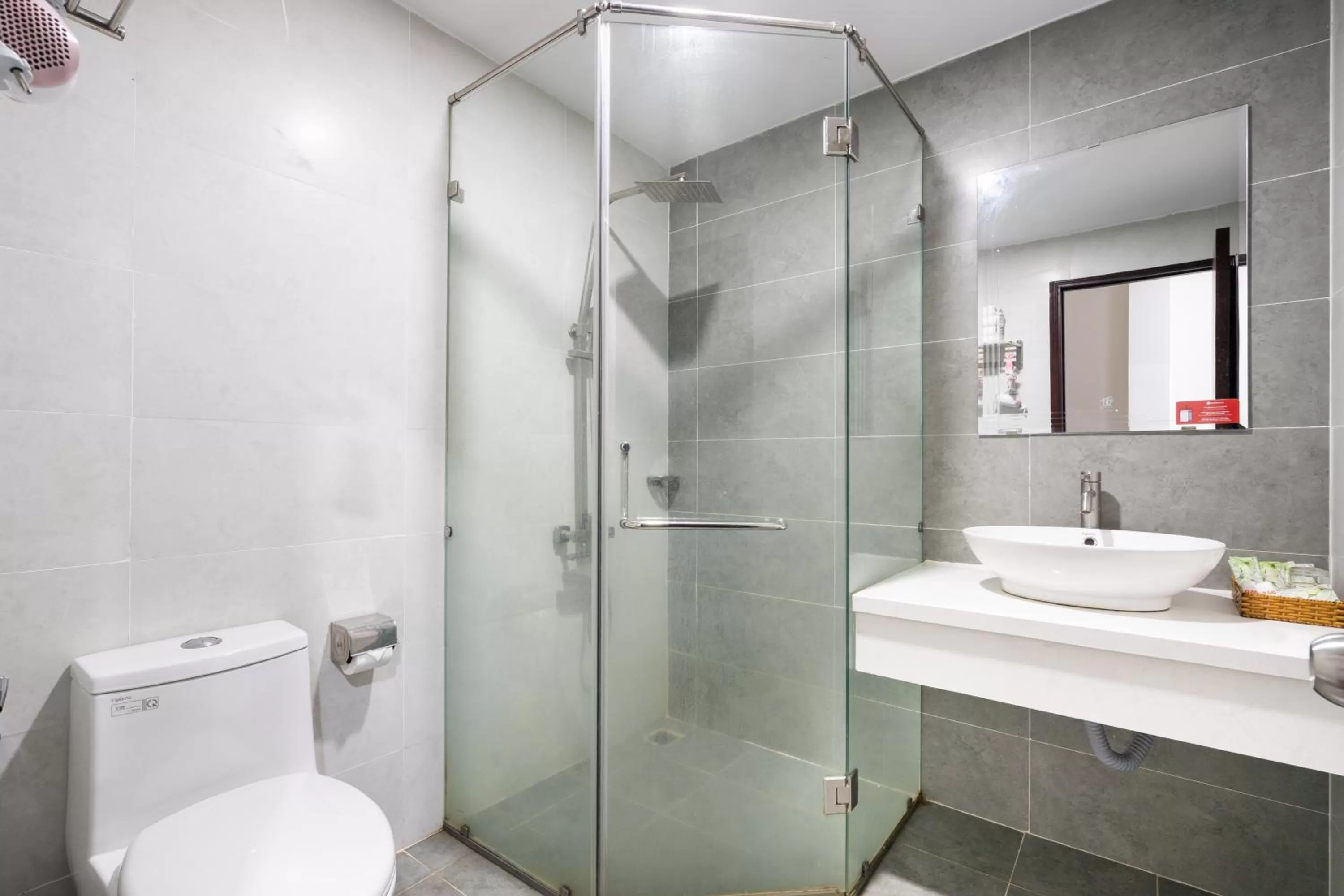 Shower, Bathroom in Central Hotel by Joi Hospitality
