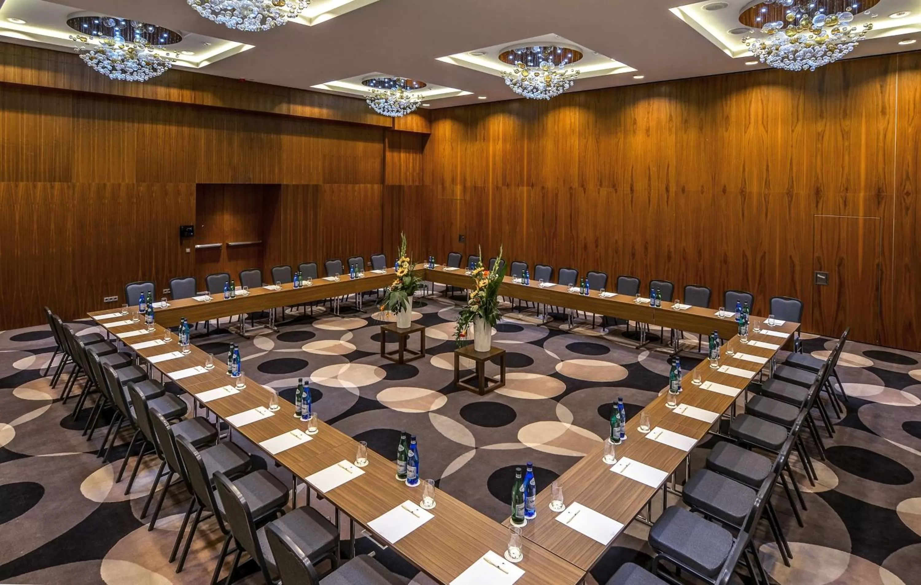 Meeting/conference room in DoubleTree by Hilton Łódź