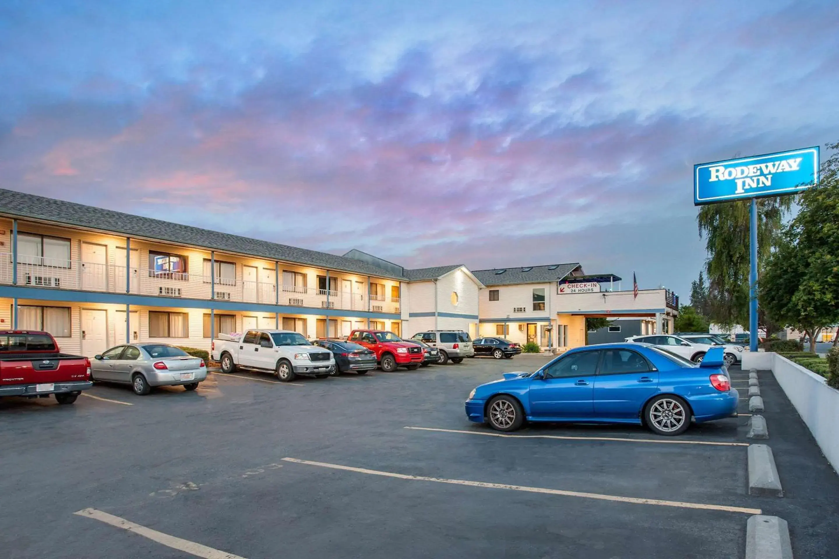 Property Building in Rodeway Inn Coeur d'Alene