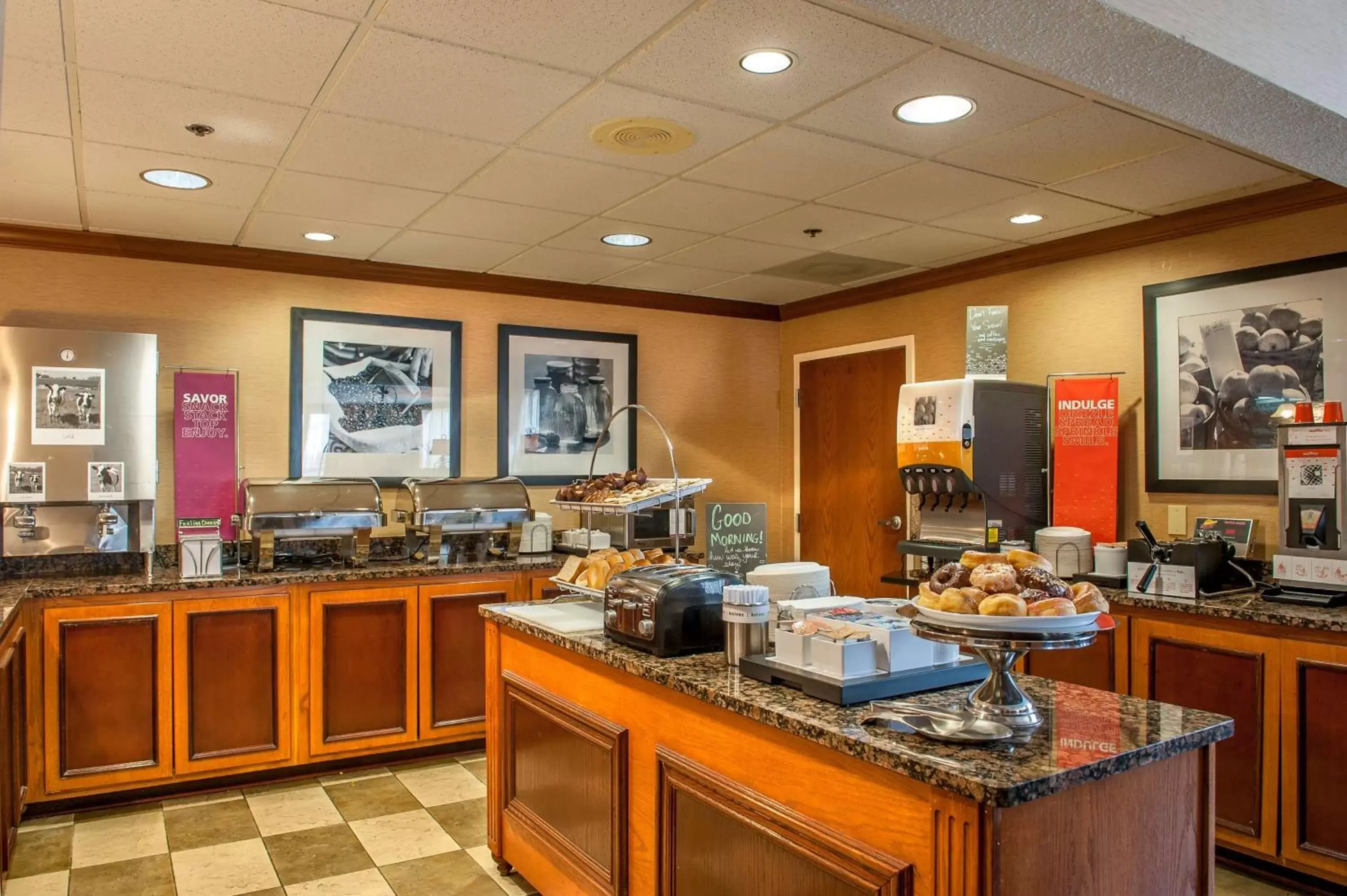 Breakfast, Restaurant/Places to Eat in Hampton Inn Bowling Green KY