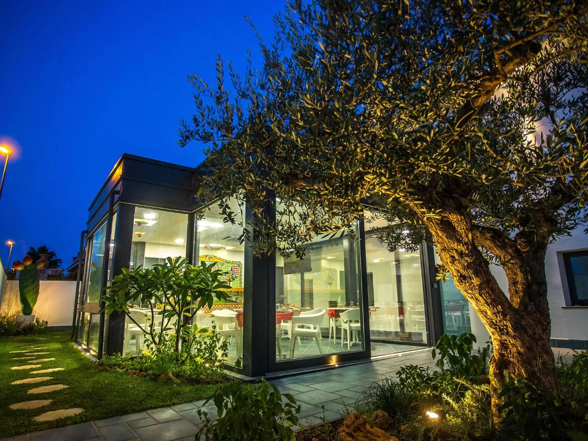 Garden in Tra Le Braccia di Morfeo