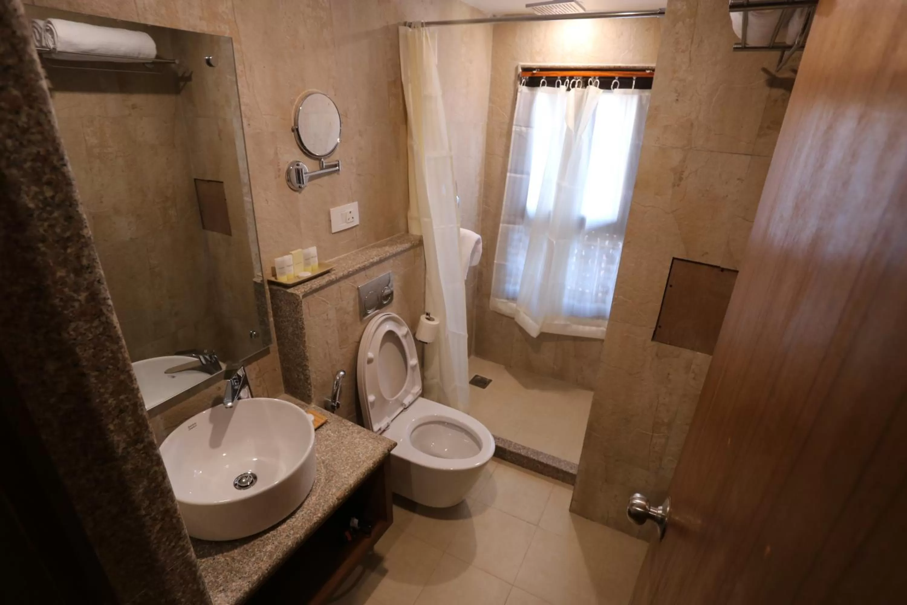 Bathroom in Pahan Chhen - Boutique Hotel