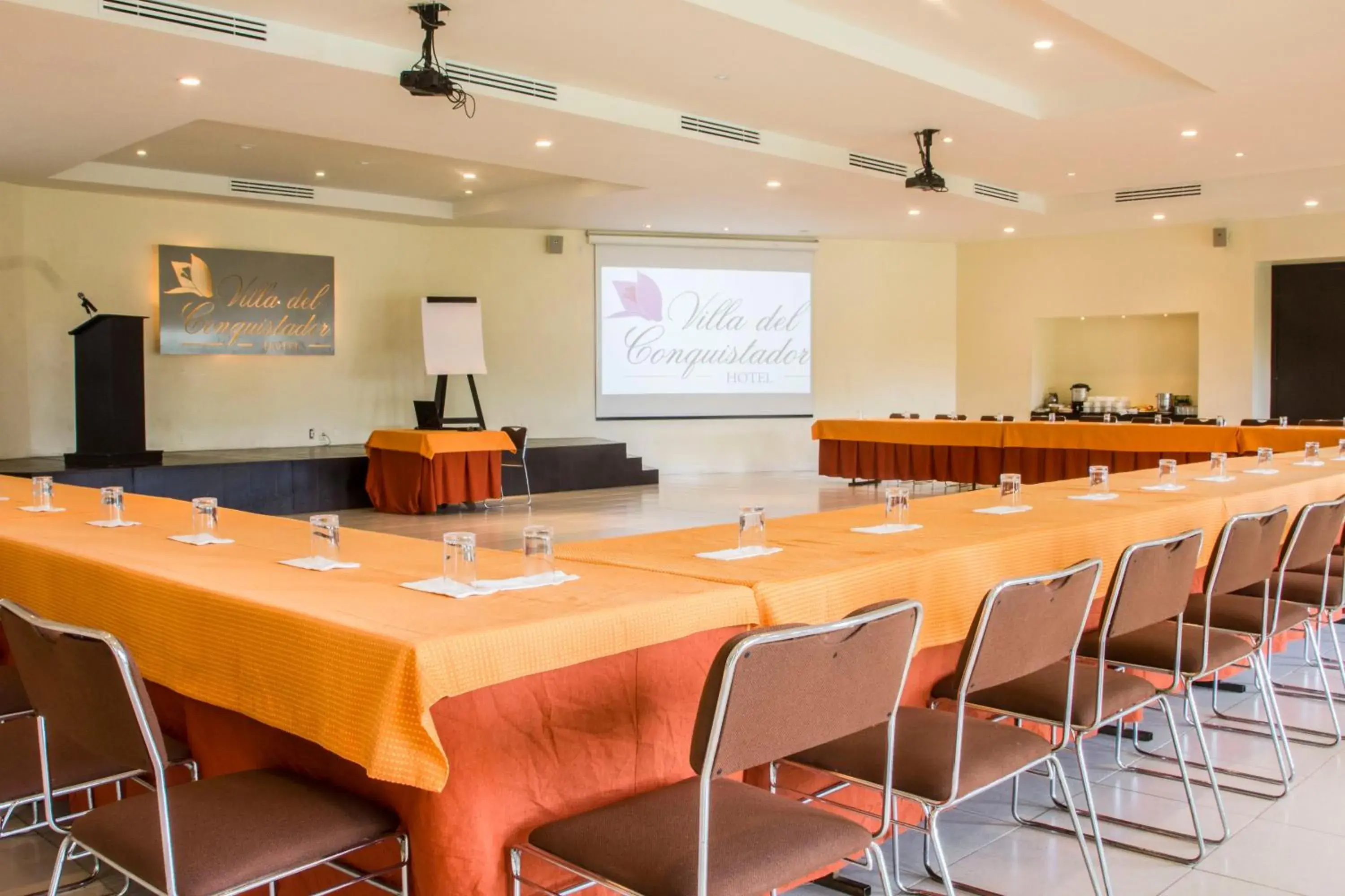 Business facilities in Hotel Villa del Conquistador