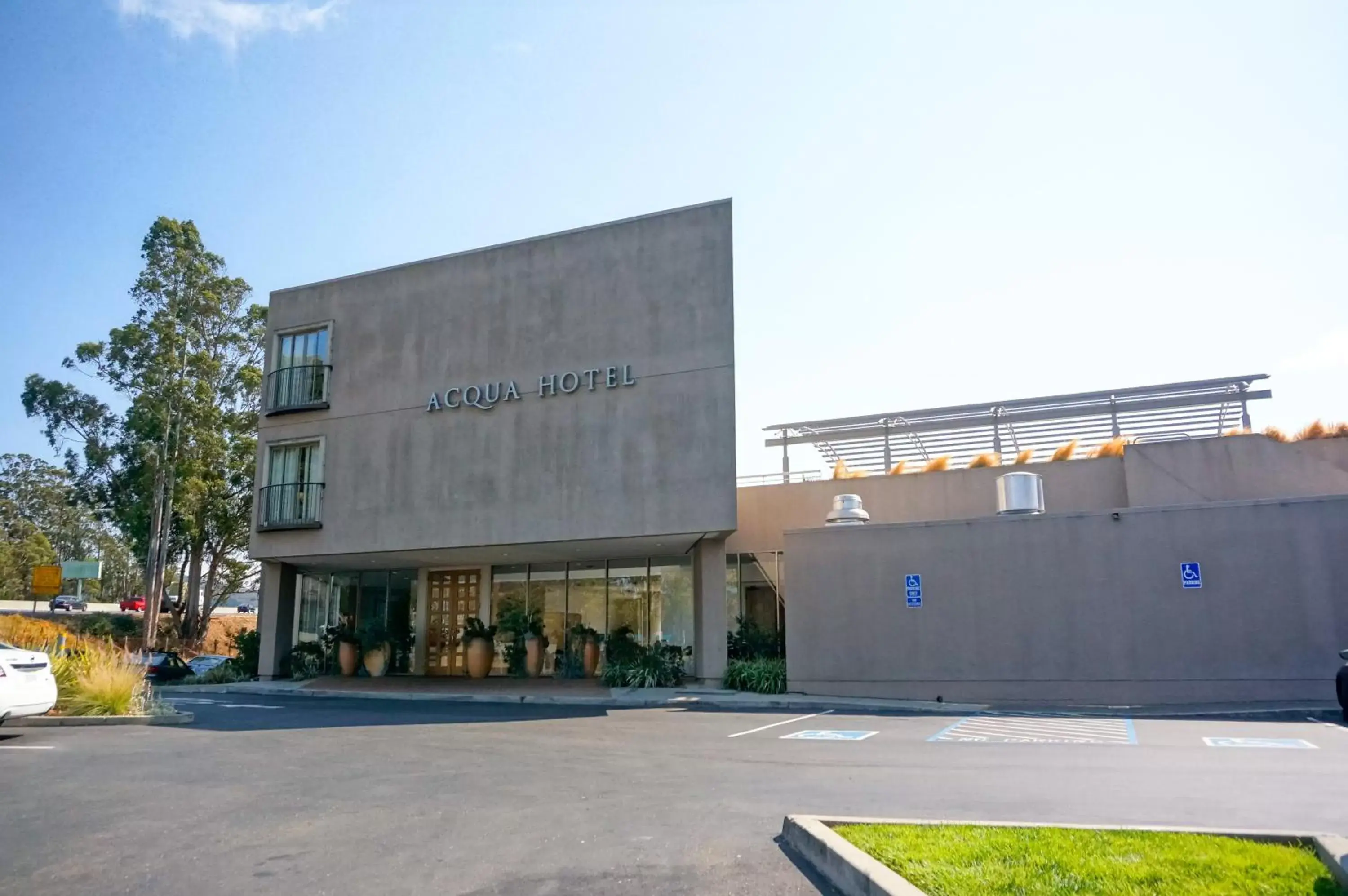 Facade/entrance, Property Building in Acqua Hotel