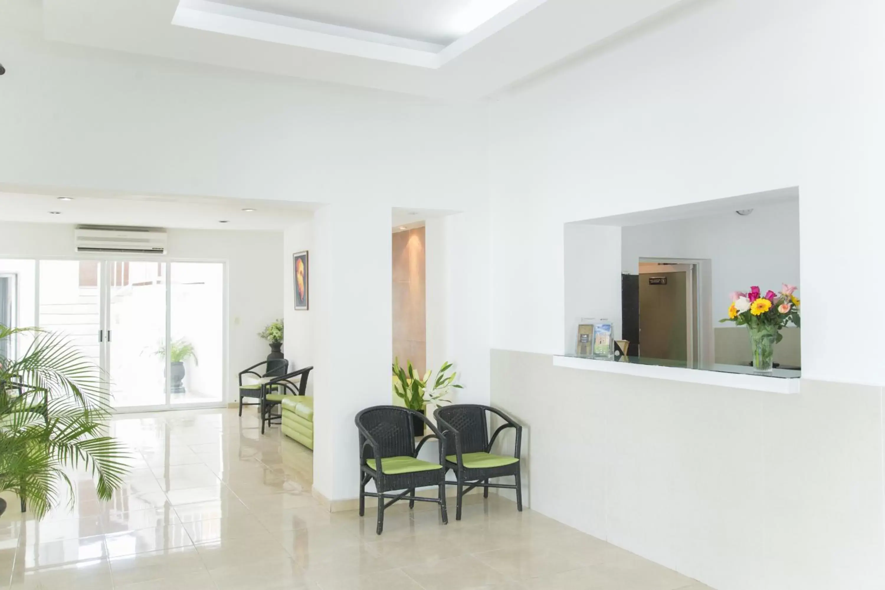 Lobby or reception in Hotel El Cid Lobby or reception in Hotel El Cid