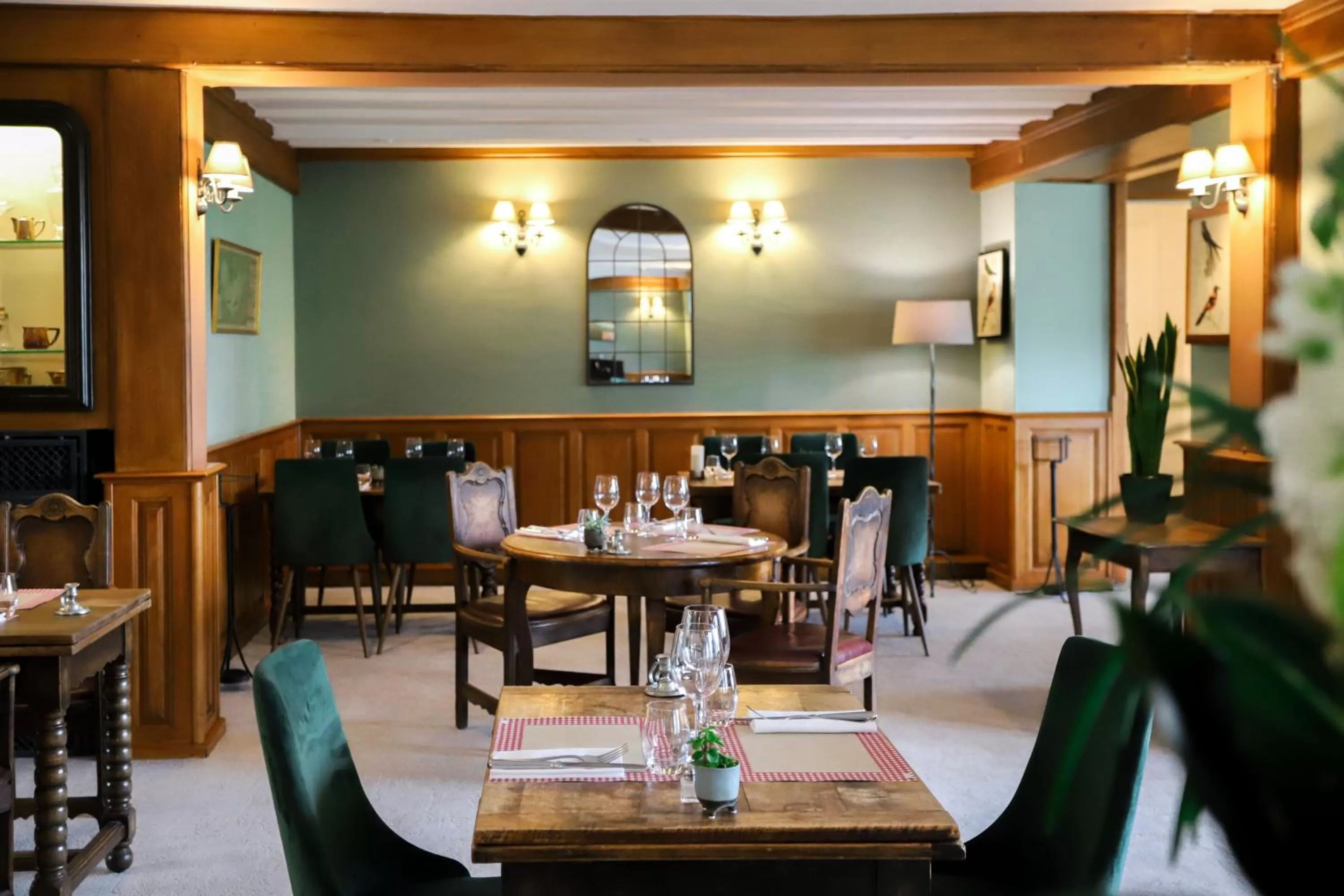 Restaurant/places to eat in La Verniaz et ses Chalets