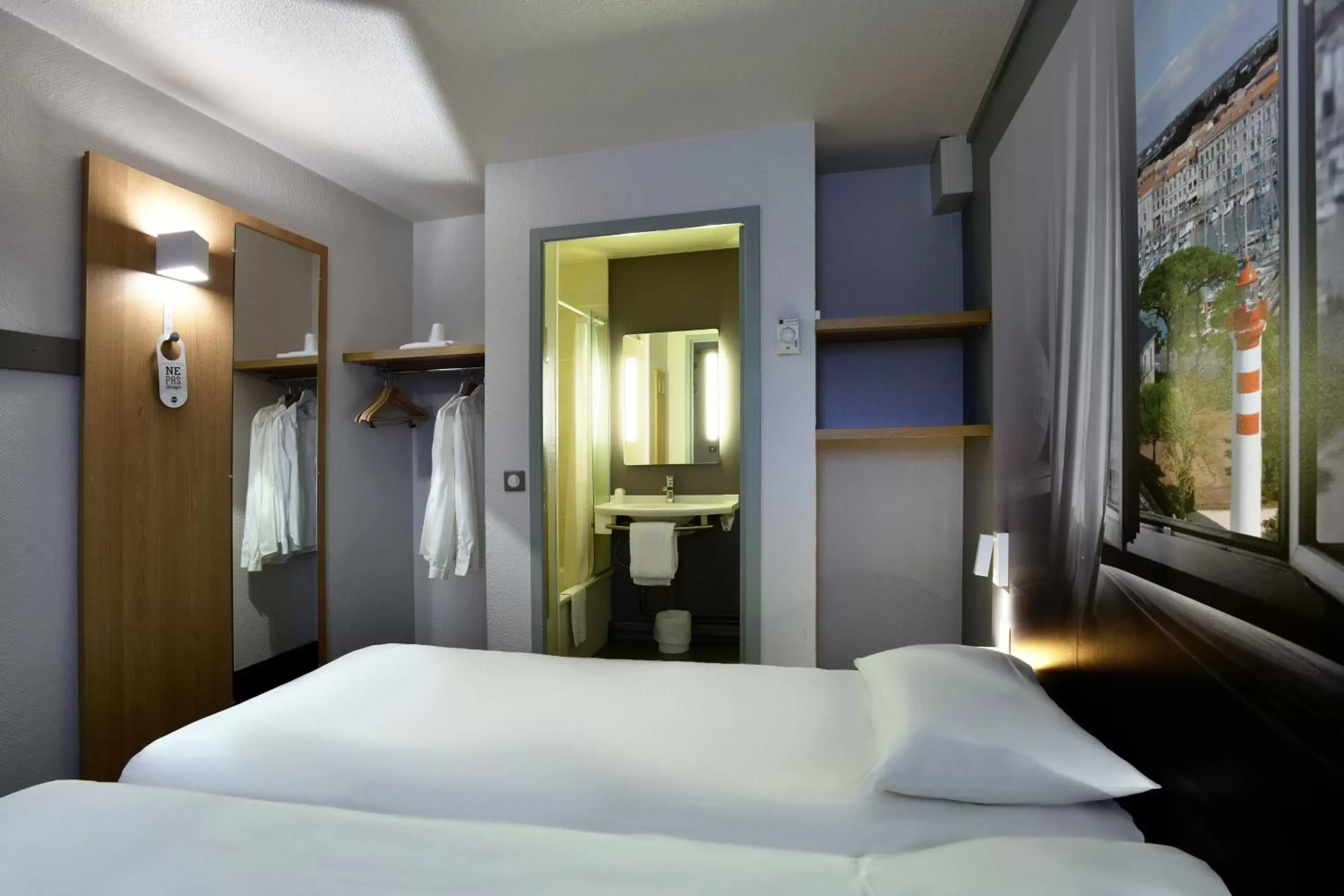 Bedroom, Bed in B&B HOTEL La Rochelle Angoulins