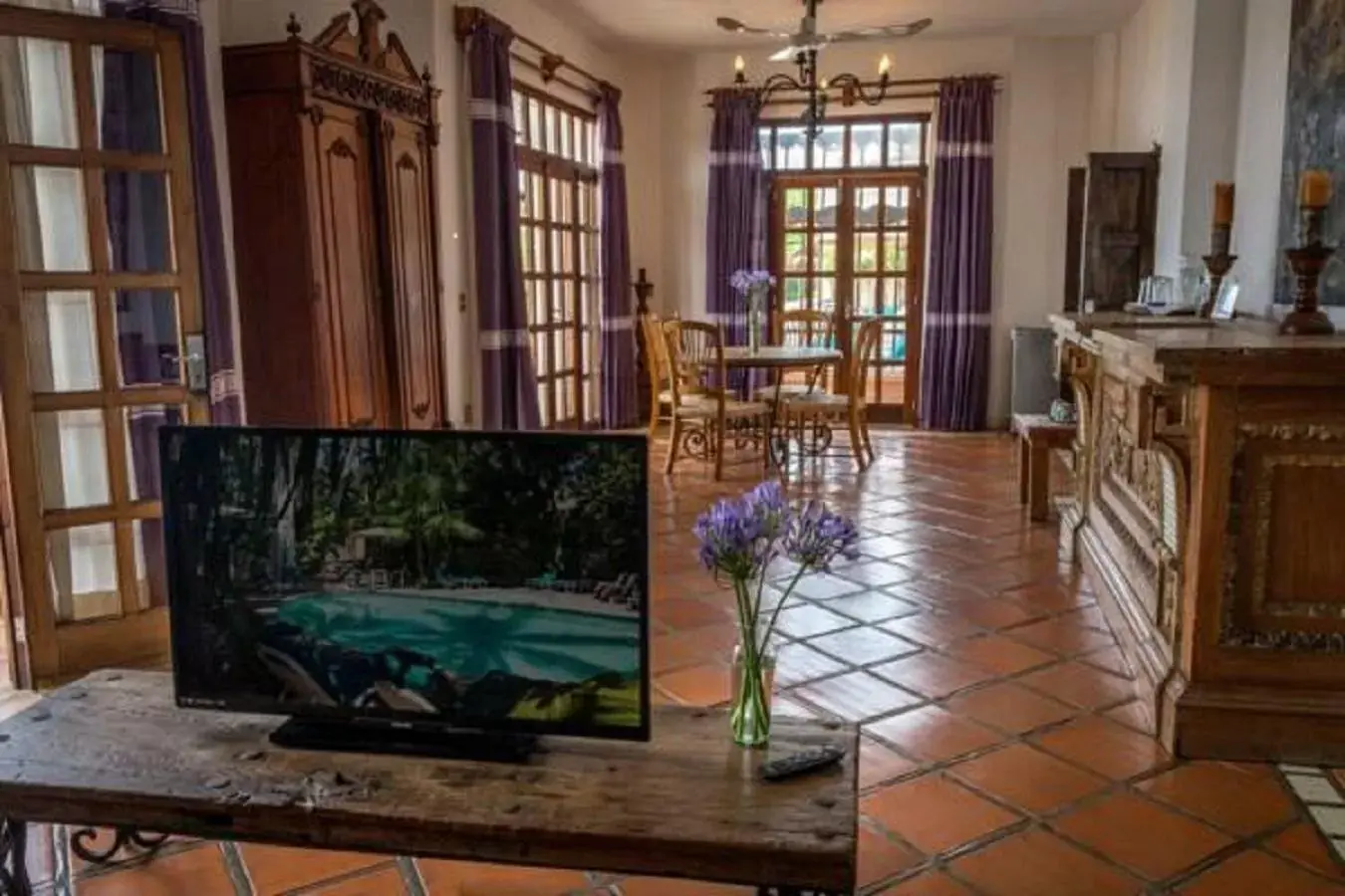 Photo of the whole room, TV/Entertainment Center in Hotel Santa Fe