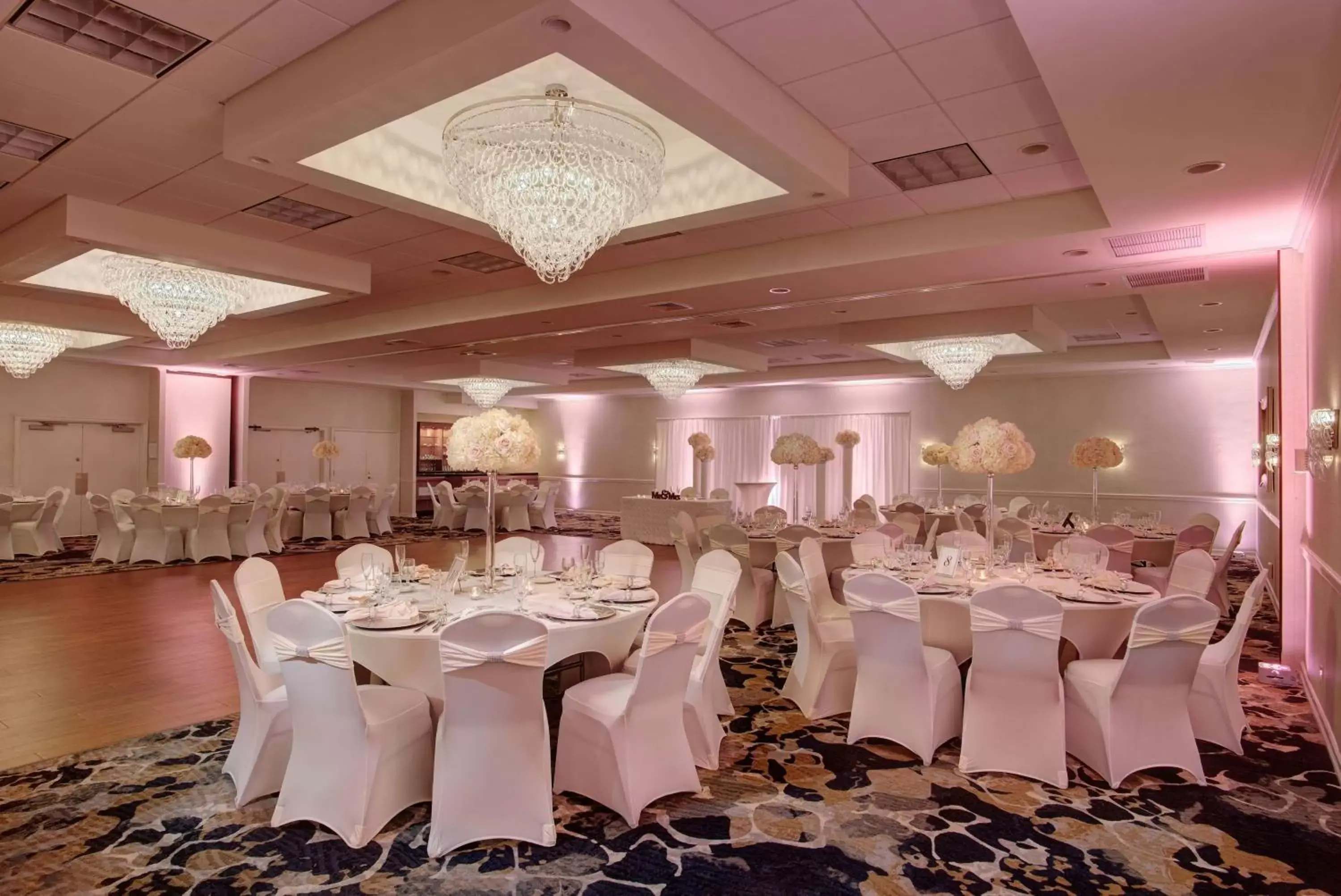 On site, Banquet Facilities in Days Hotel by Wyndham Toms River Jersey Shore