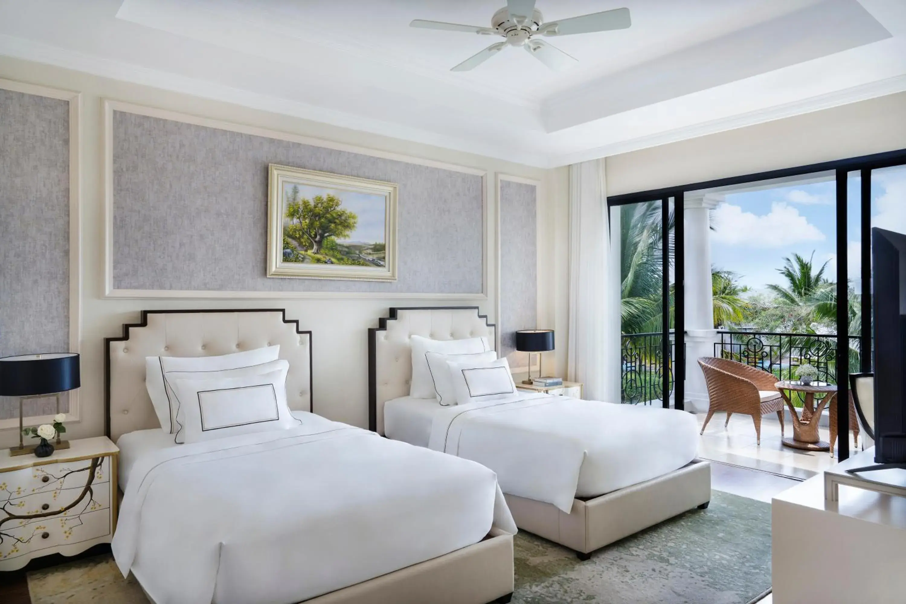 Bed in Melia Vinpearl Phu Quoc