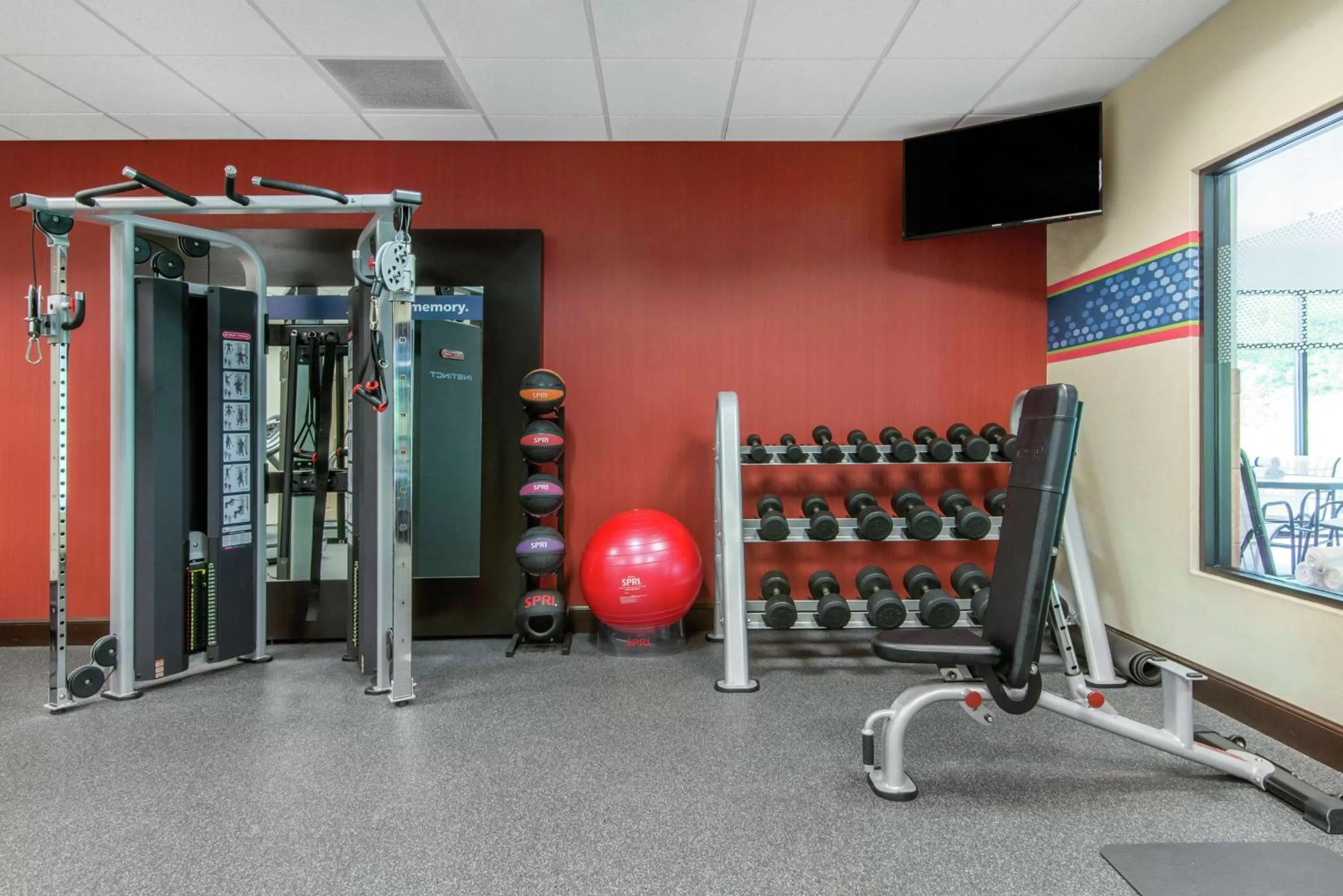 Fitness centre/facilities in Hampton Inn Meadville