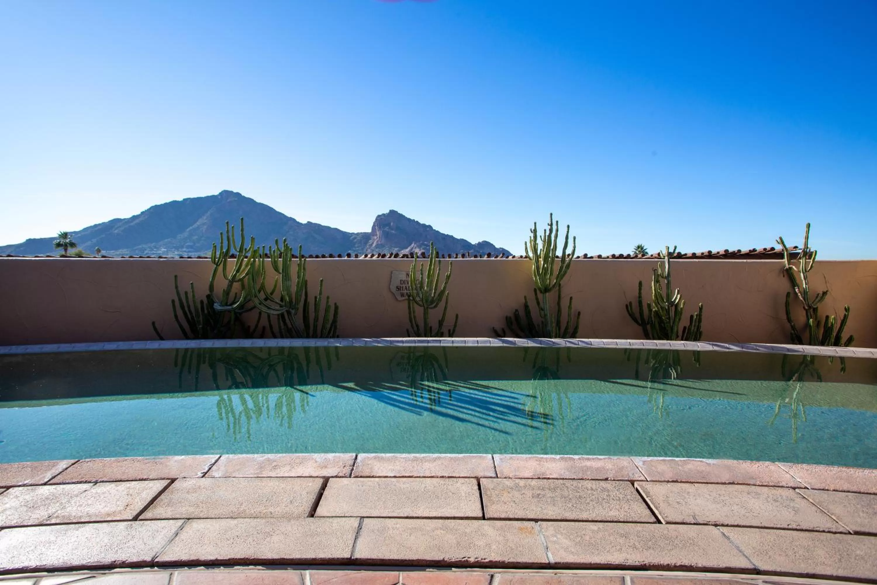 Pool view in JW Marriott Scottsdale Camelback Inn Resort & Spa