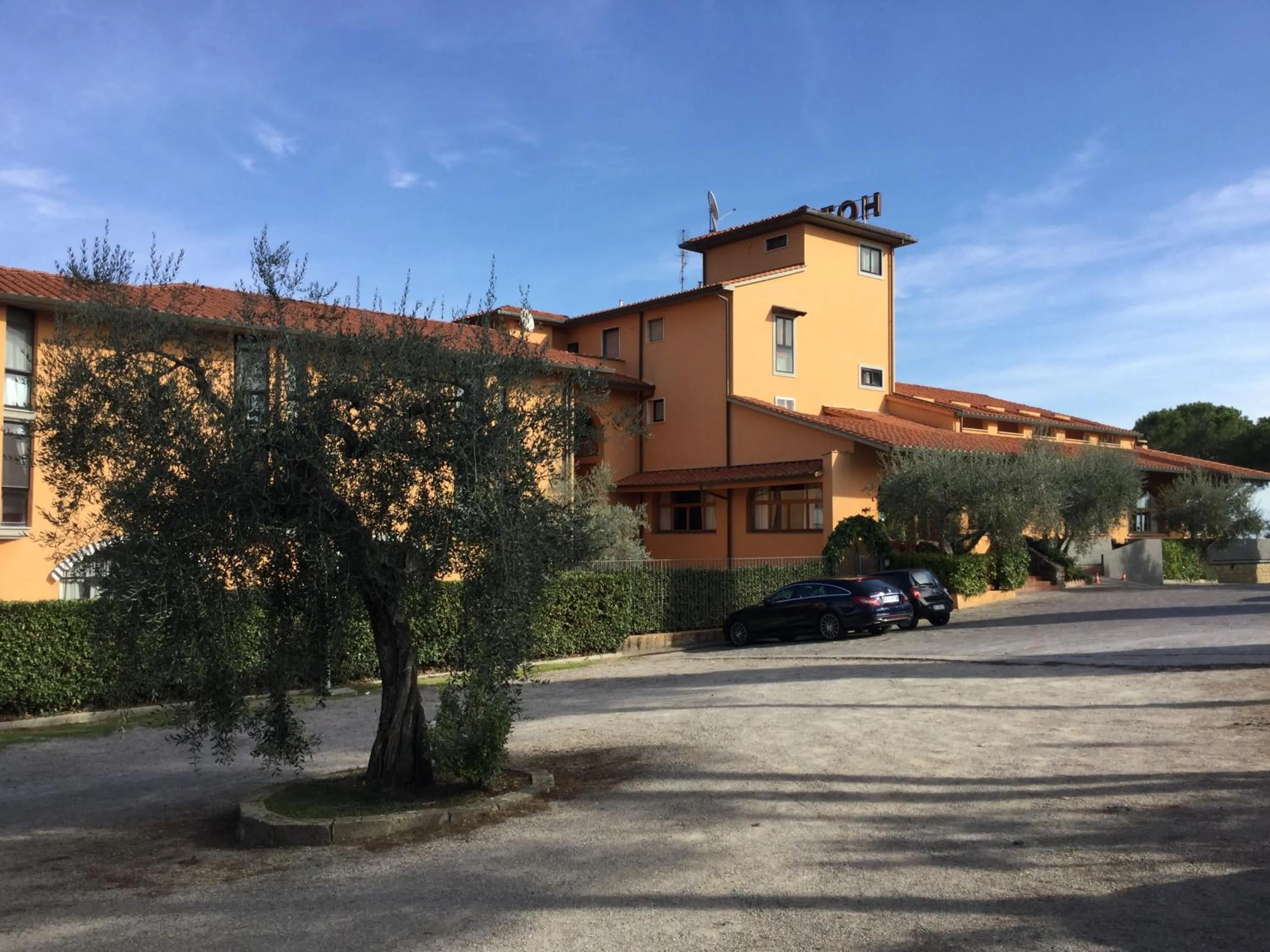 Property building in Hotel Hermitage