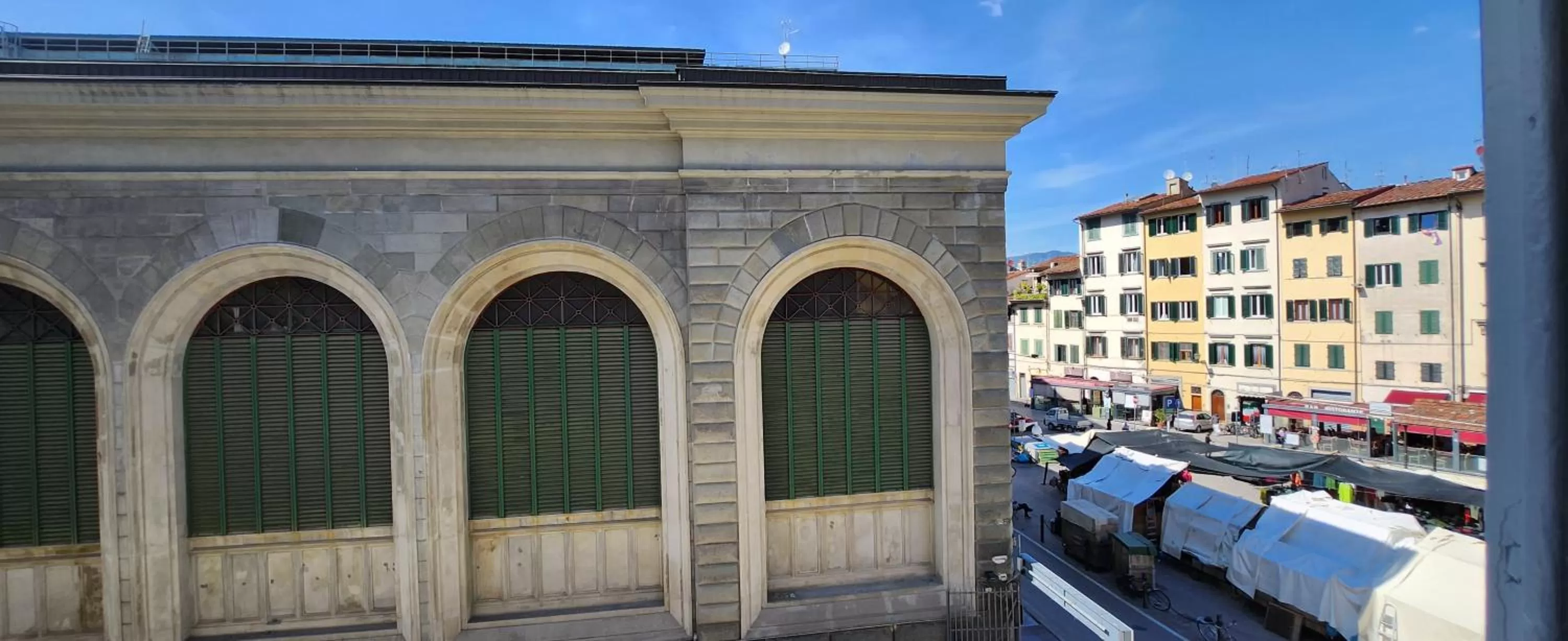 City view in IL MERCATO CENTRALE B and B