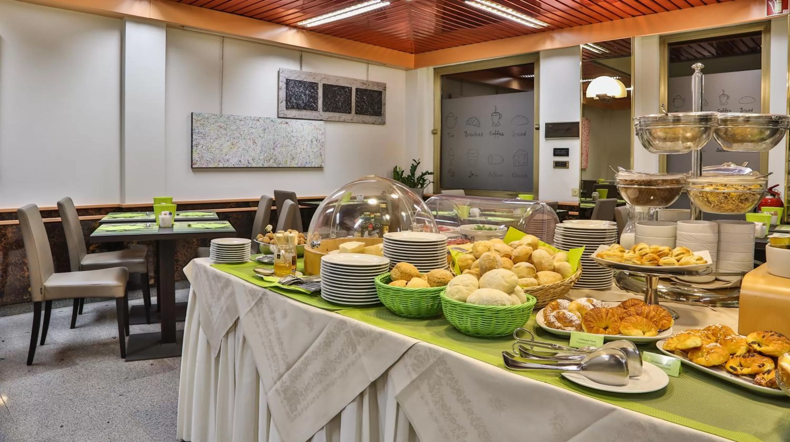 Food in Hotel Astoria Sure Hotel Collection By Best Western