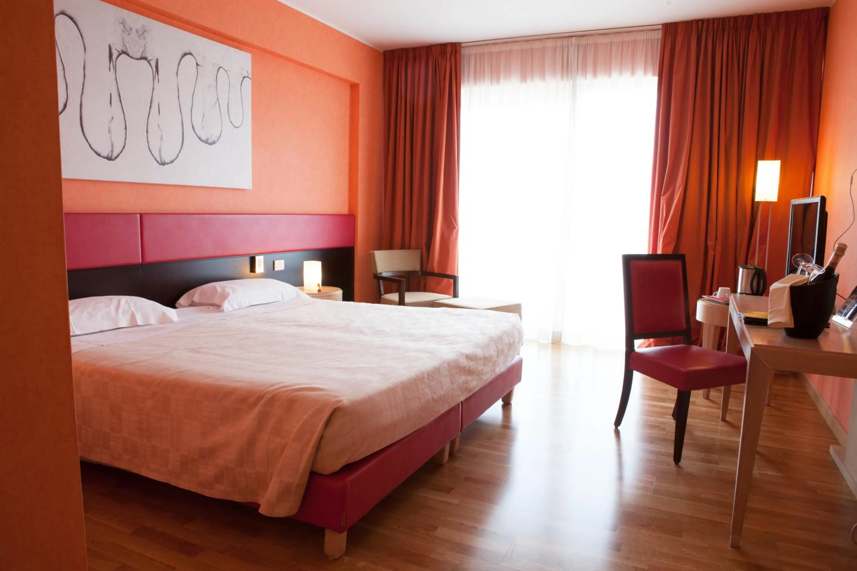 Photo of the whole room, Bed in Klass Hotel